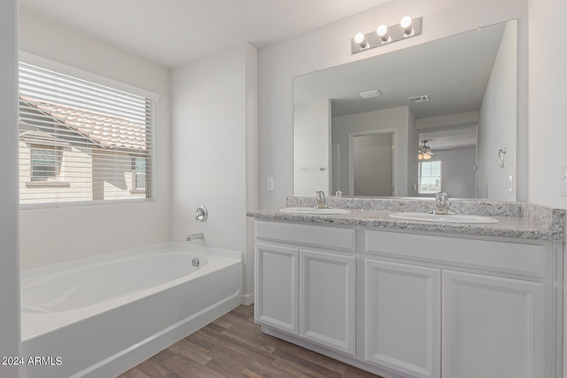 812 E AGUA FRIA Lane, Avondale