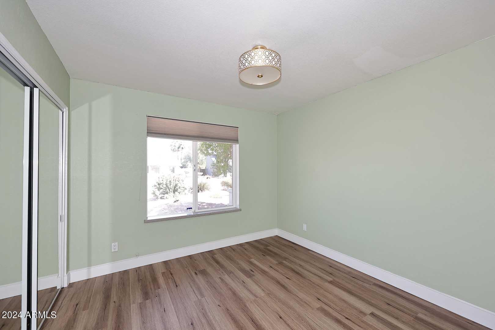 4229 E ACOMA Drive, Phoenix