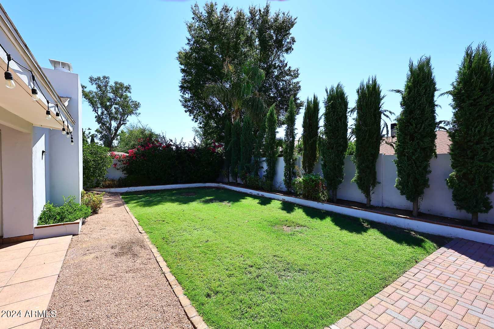 4229 E ACOMA Drive, Phoenix