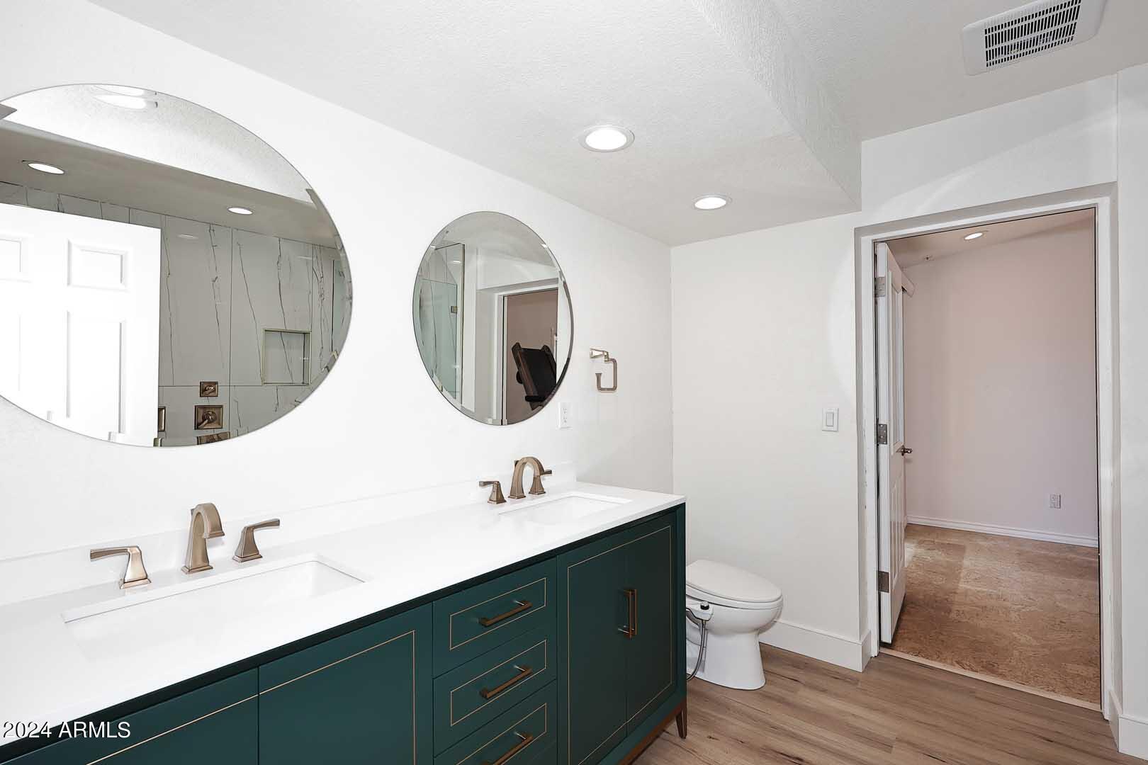 4229 E ACOMA Drive, Phoenix