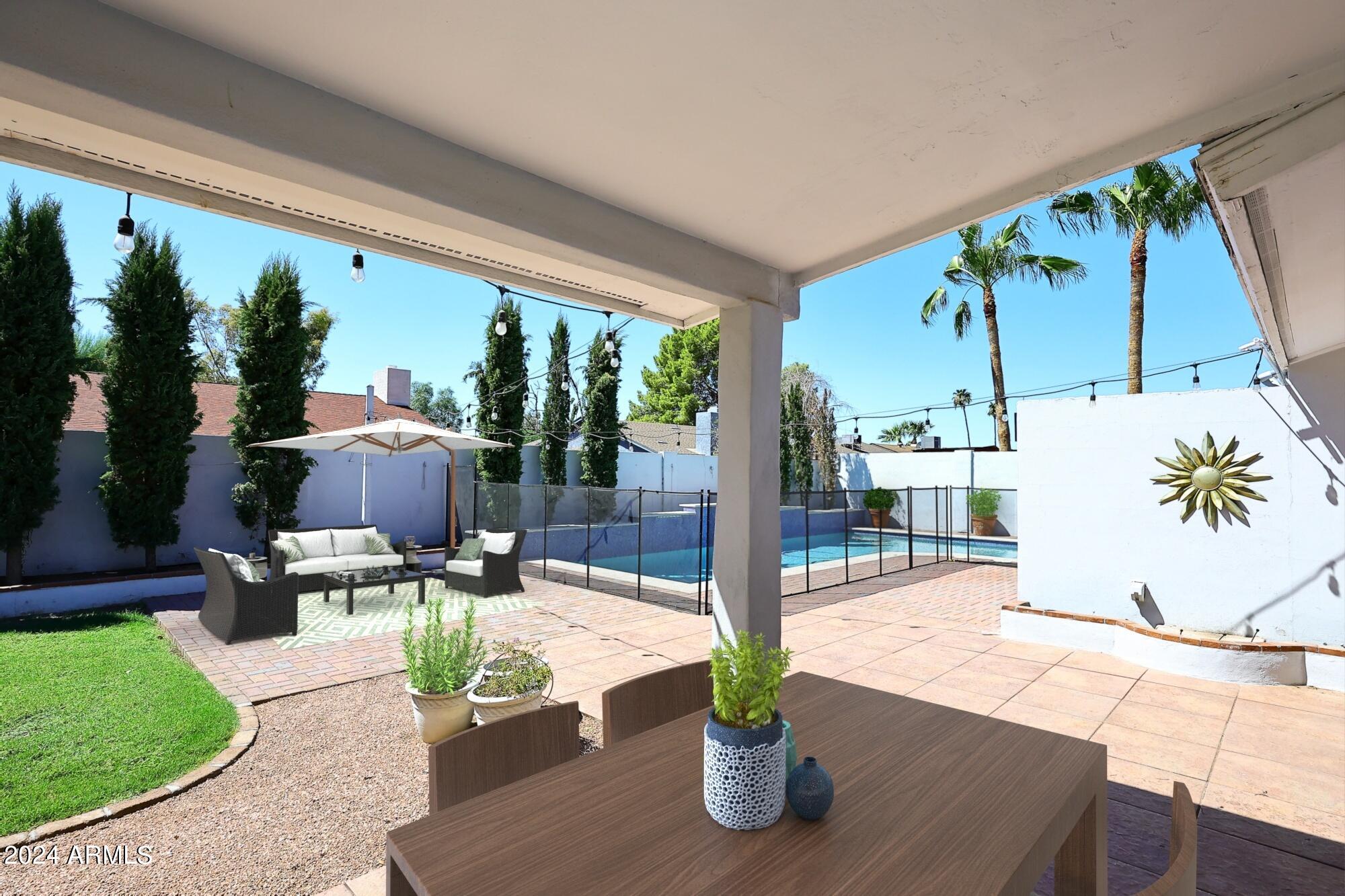 4229 E ACOMA Drive, Phoenix