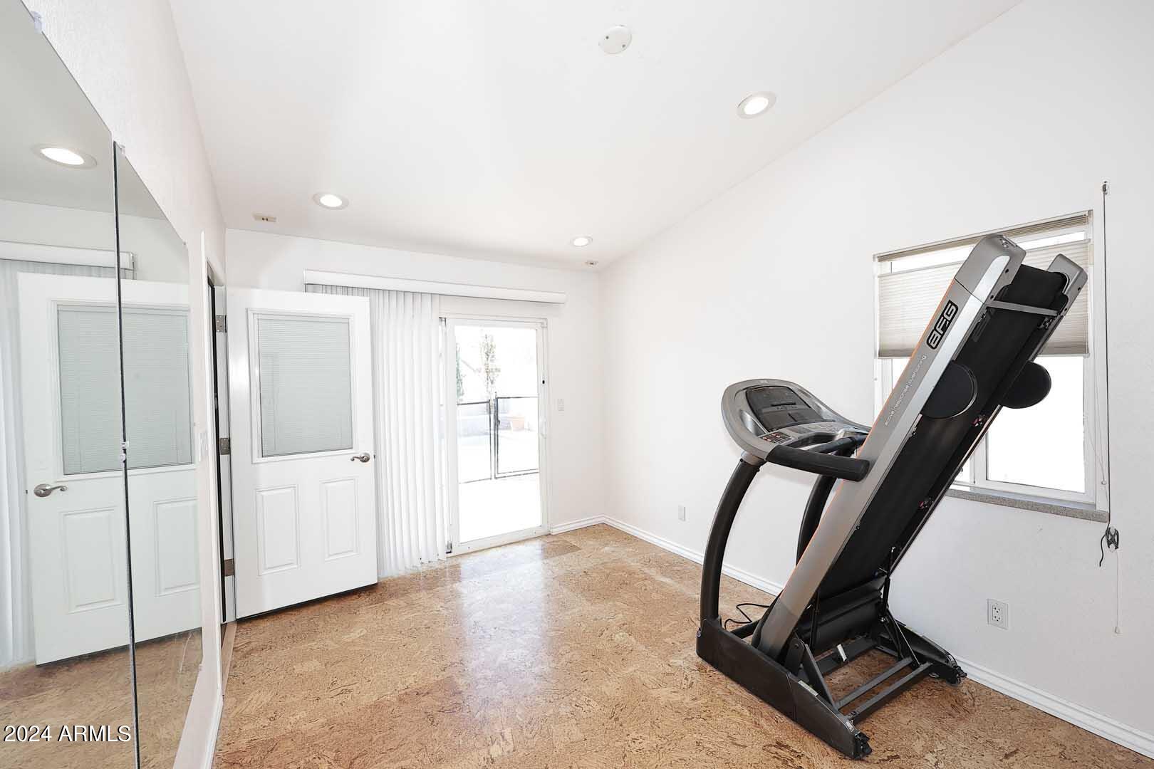 4229 E ACOMA Drive, Phoenix