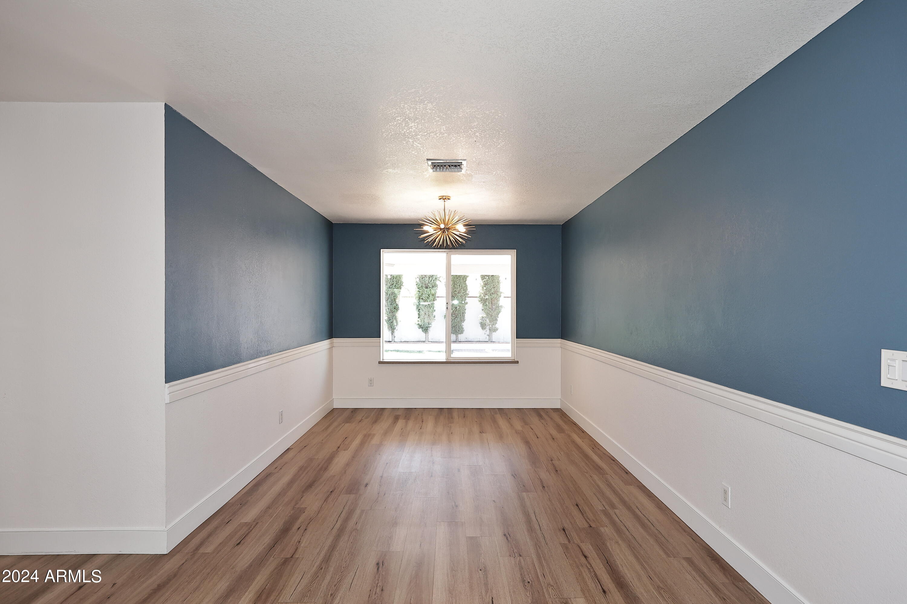 4229 E ACOMA Drive, Phoenix