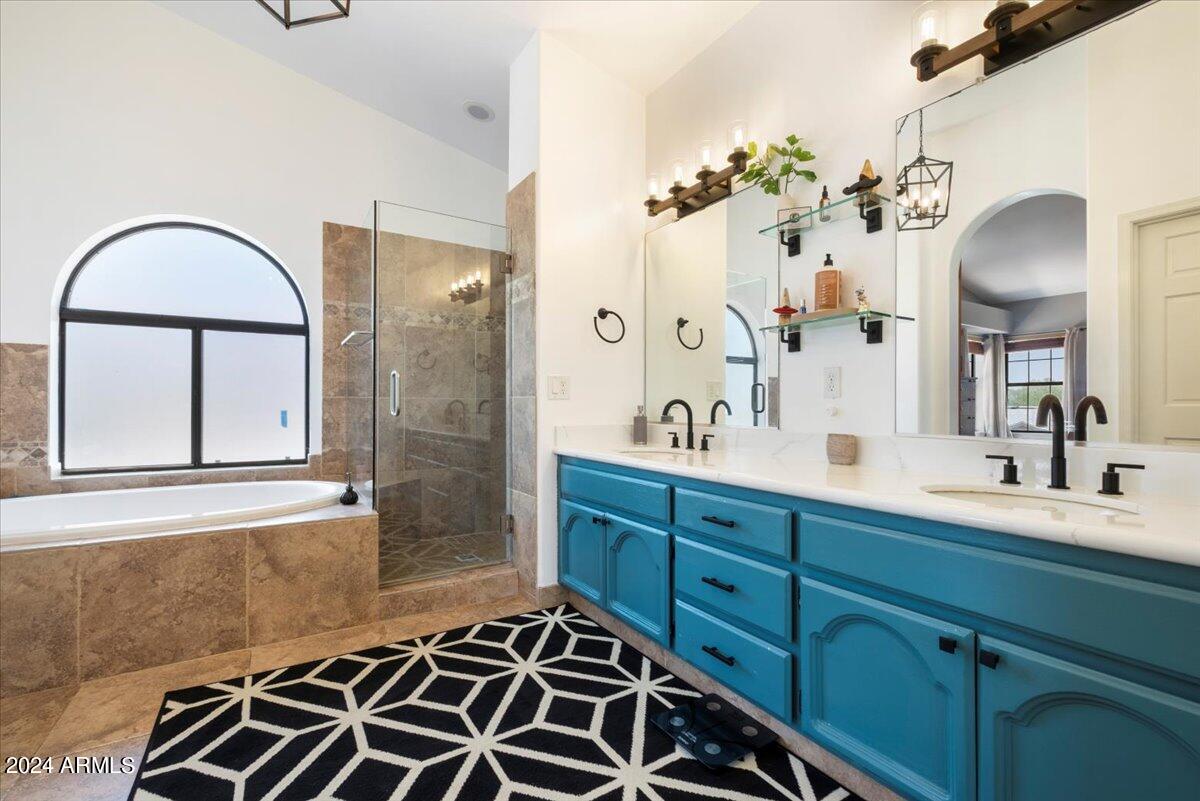 1142 E GRANDVIEW Road, Phoenix