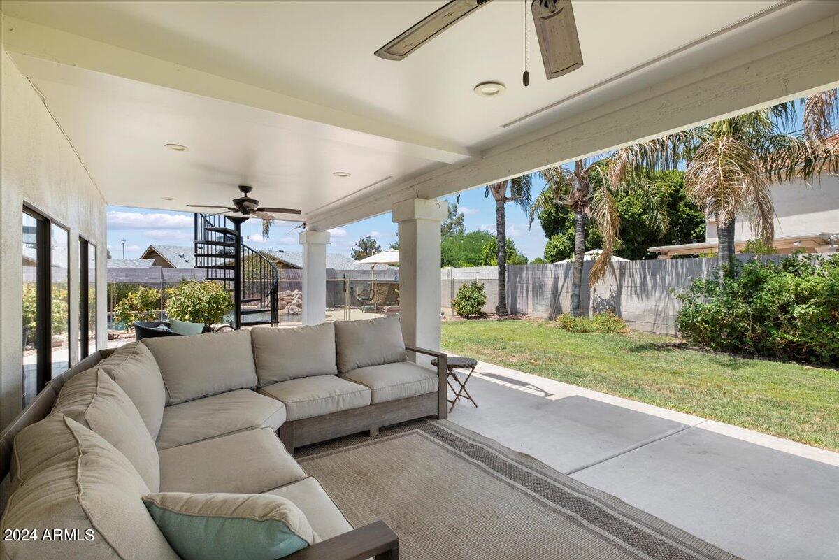 1142 E GRANDVIEW Road, Phoenix