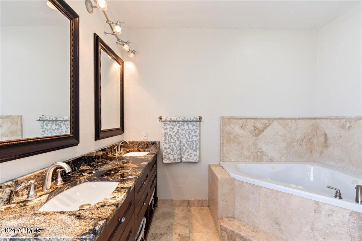 3205 W SILVER SAGE Lane, Phoenix