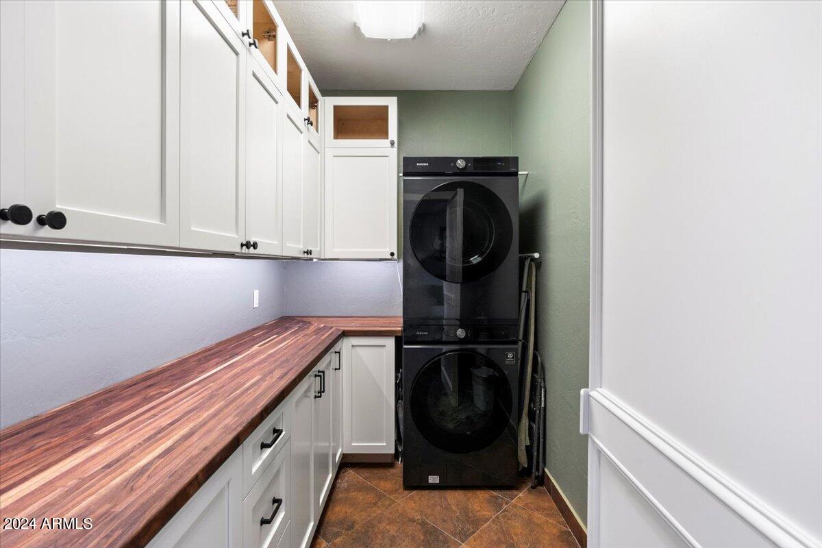 3205 W SILVER SAGE Lane, Phoenix