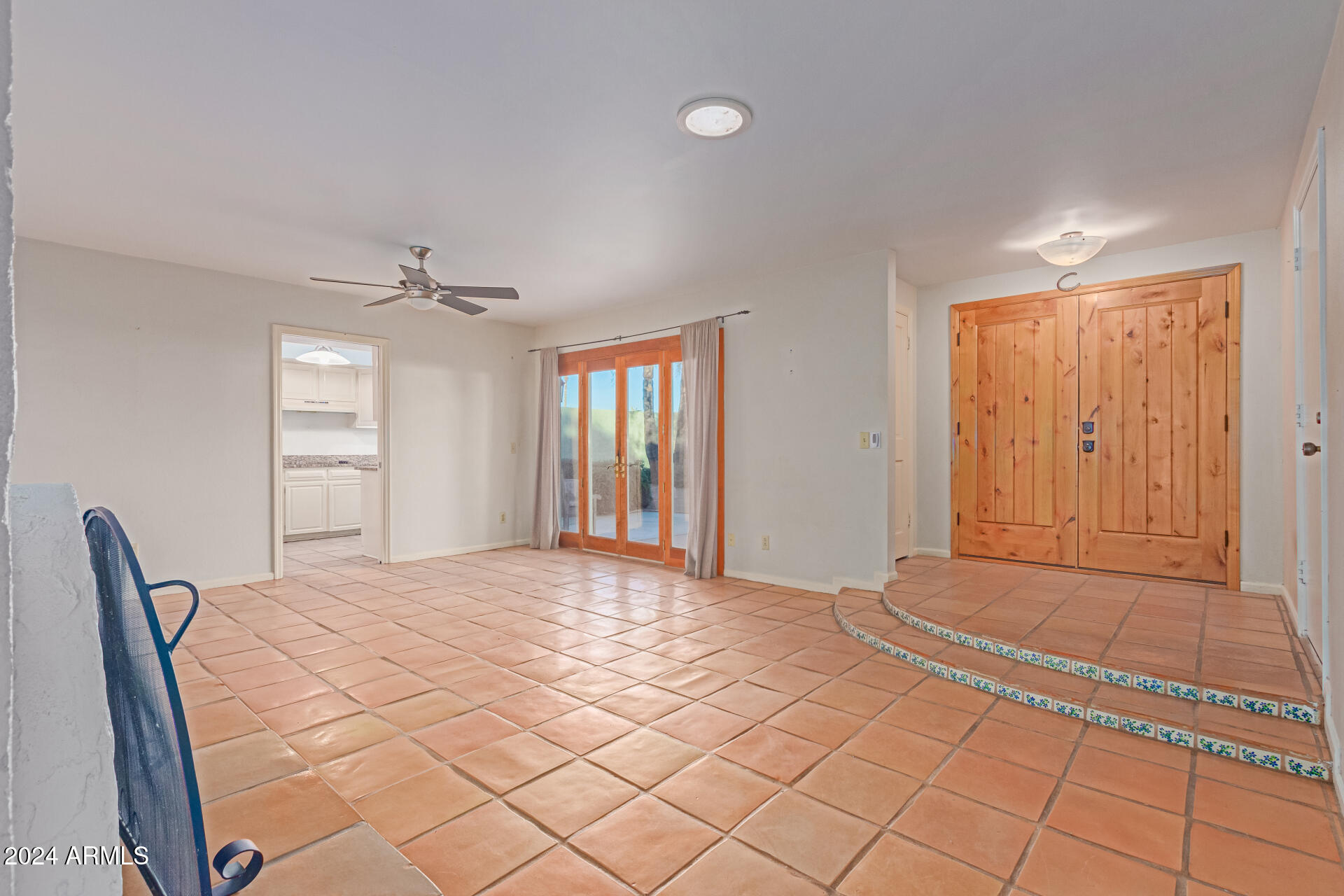 2410 S CLARK Drive, Tempe