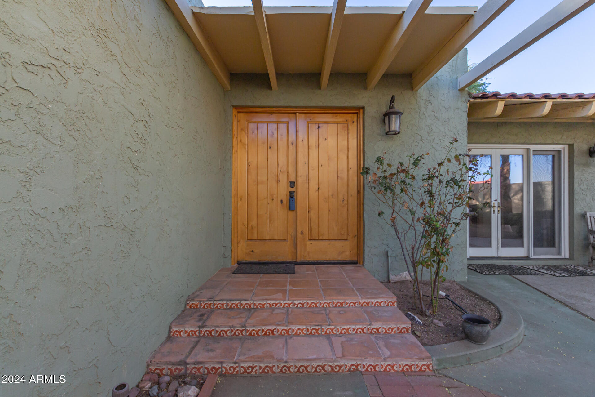 2410 S CLARK Drive, Tempe