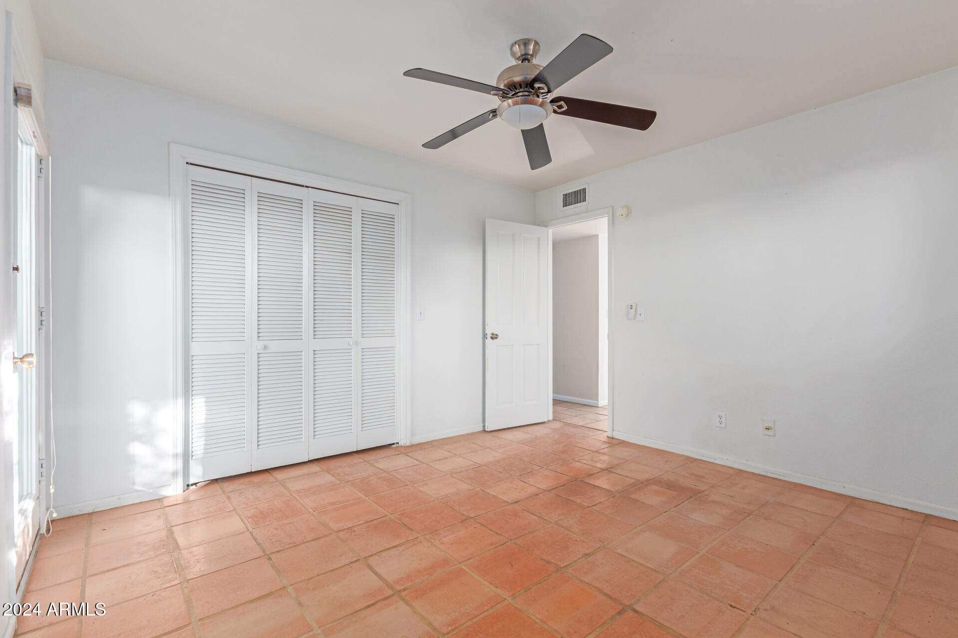 2410 S CLARK Drive, Tempe