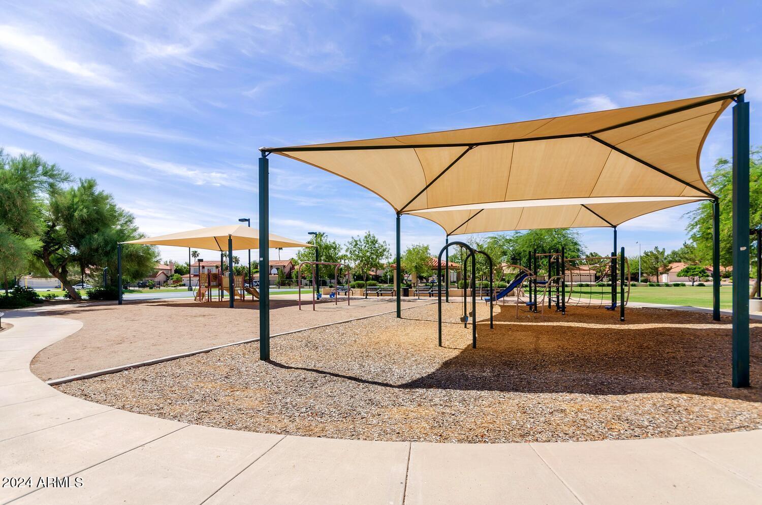 7634 W JULIE Drive, Glendale