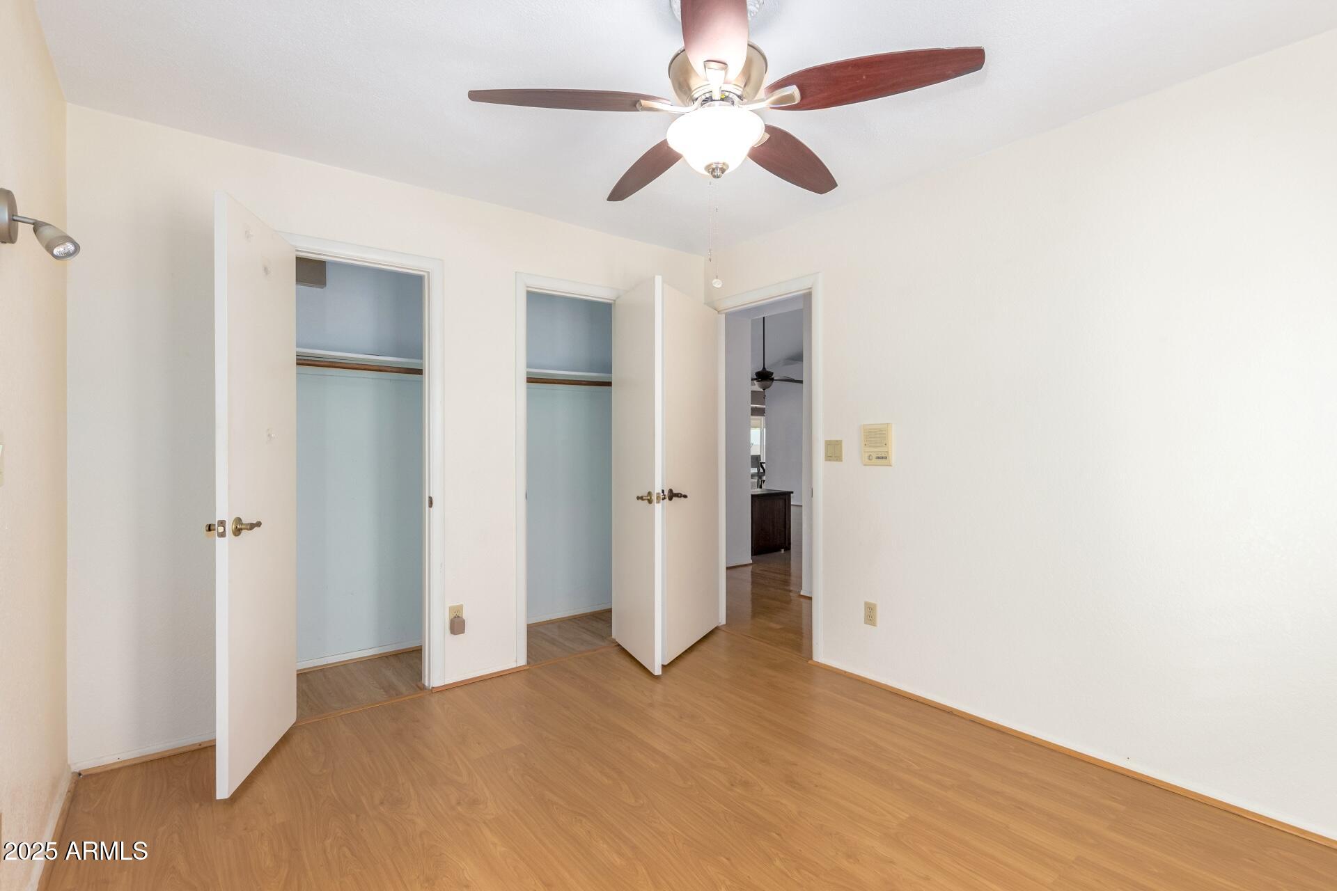 7634 W JULIE Drive, Glendale