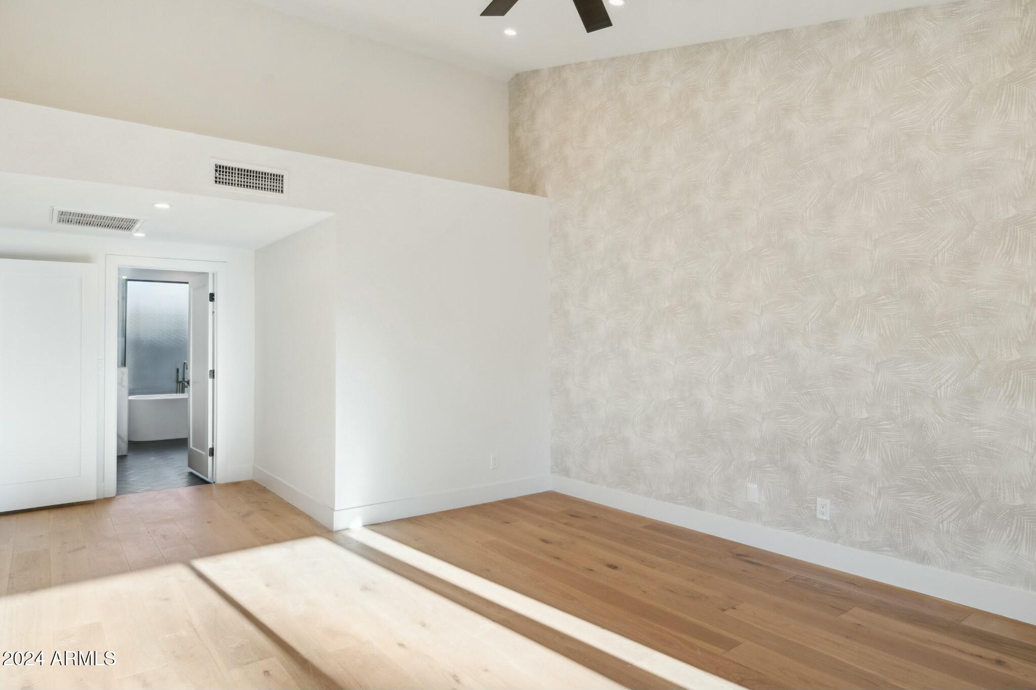 10587 E CARON Street, Scottsdale