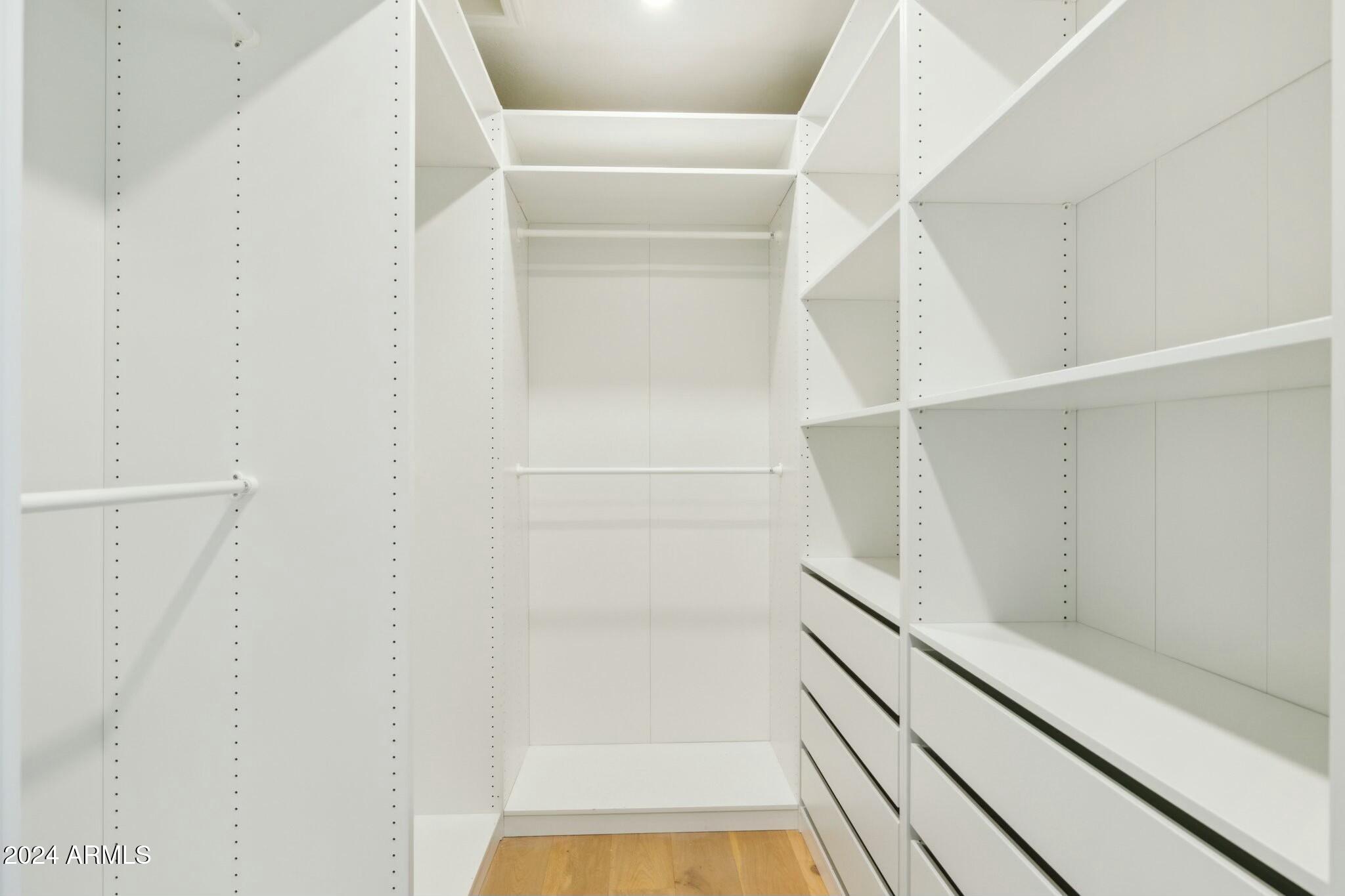 10587 E CARON Street, Scottsdale