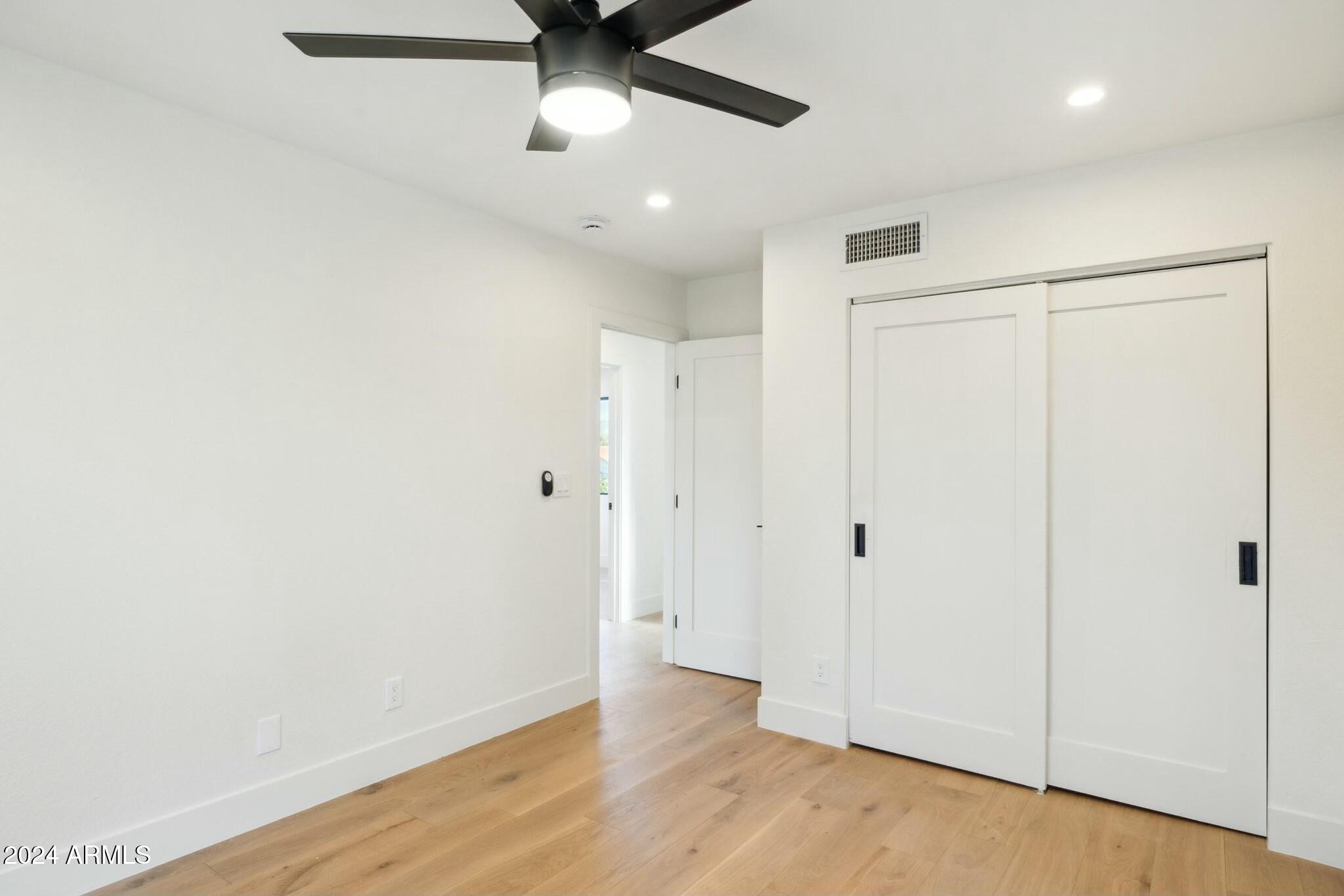 10587 E CARON Street, Scottsdale