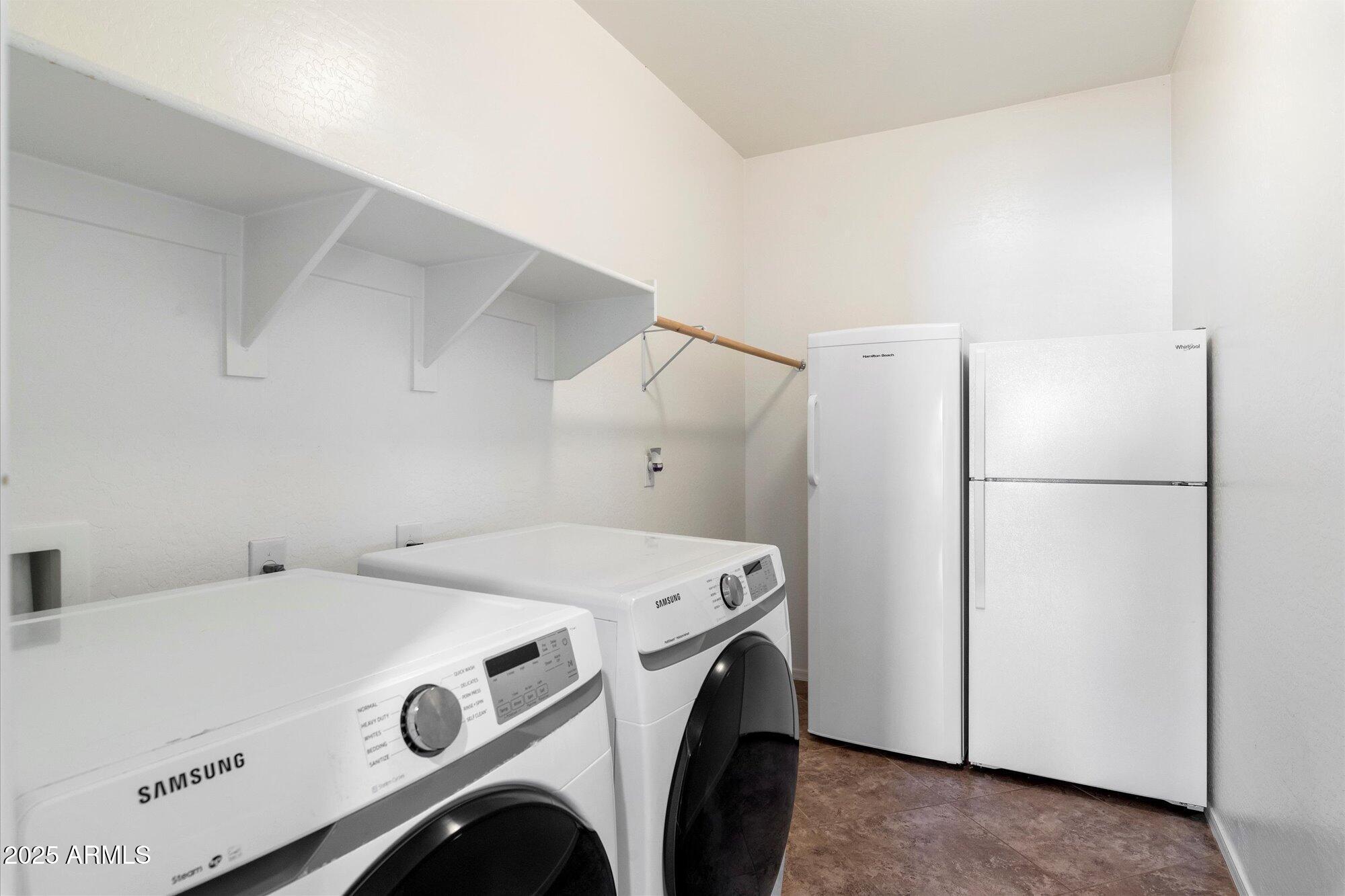 19146 W PASADENA Avenue, Litchfield Park