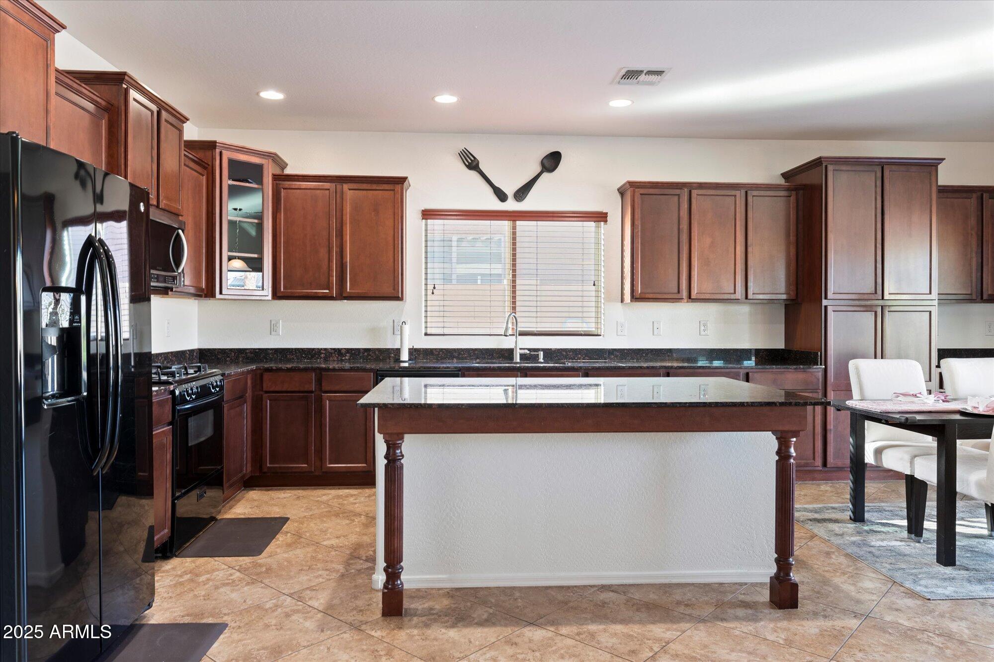 19146 W PASADENA Avenue, Litchfield Park