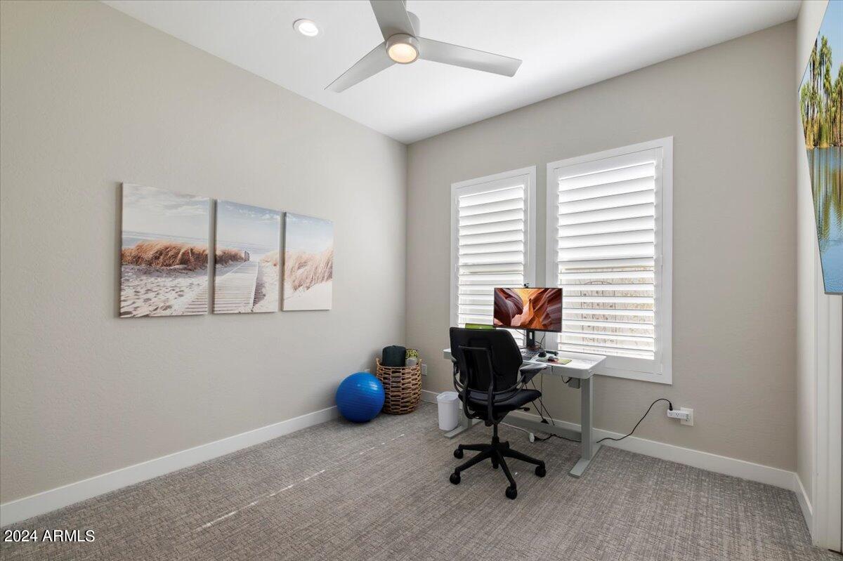 3015 E Daley Lane, Phoenix