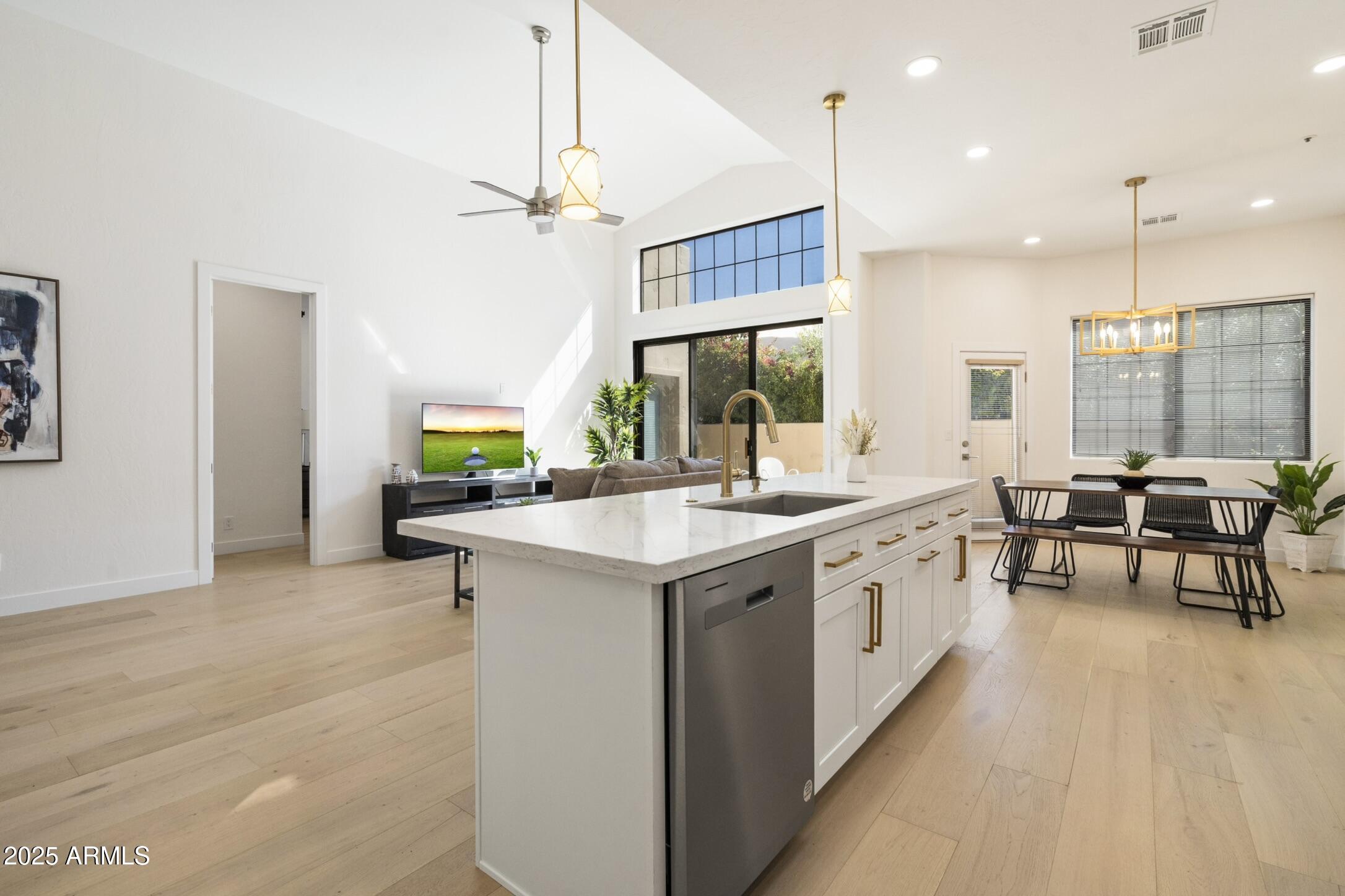 7955 E CHAPARRAL Road, 116, Scottsdale Unit: 116