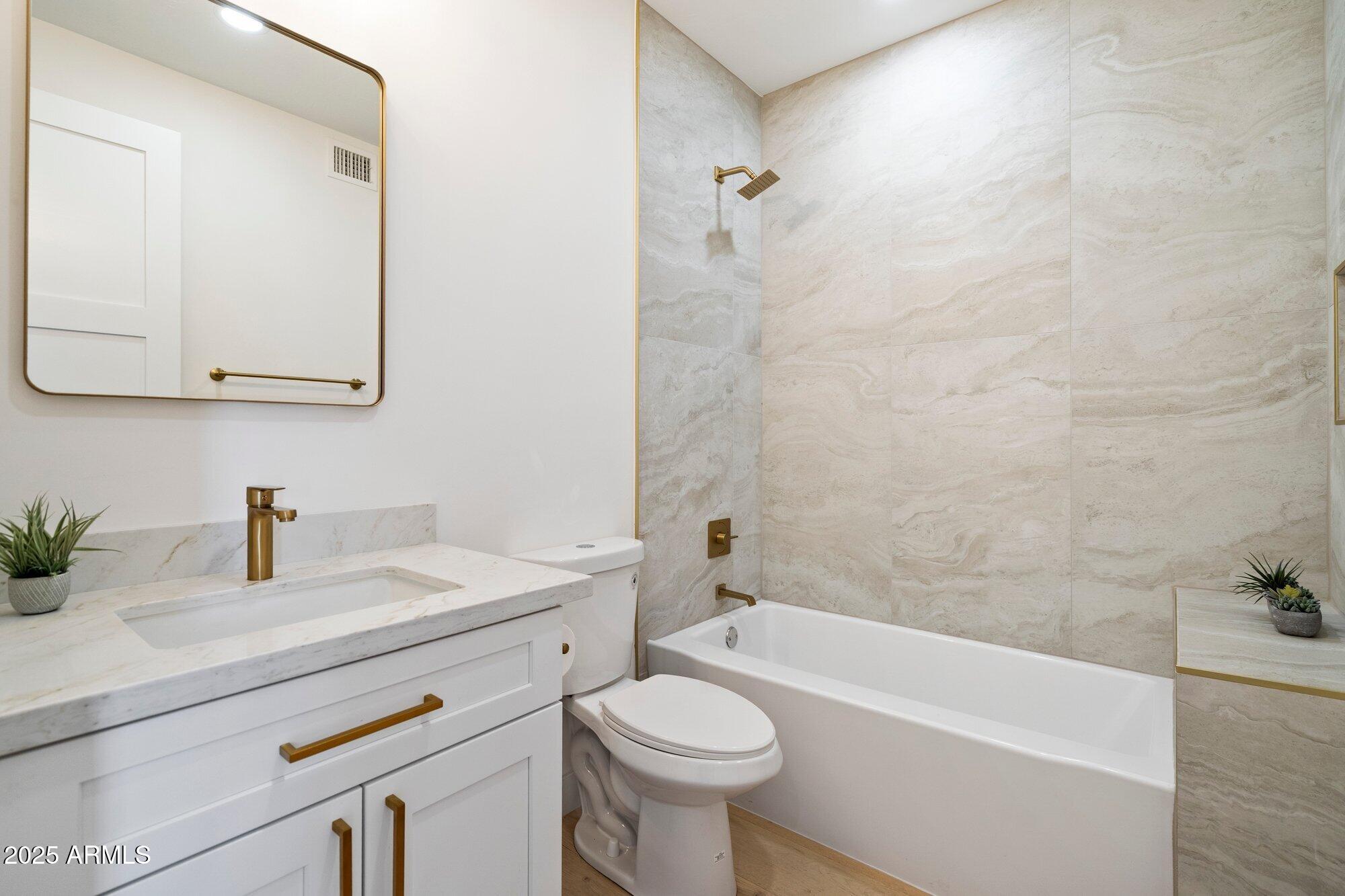 7955 E CHAPARRAL Road, 116, Scottsdale Unit: 116