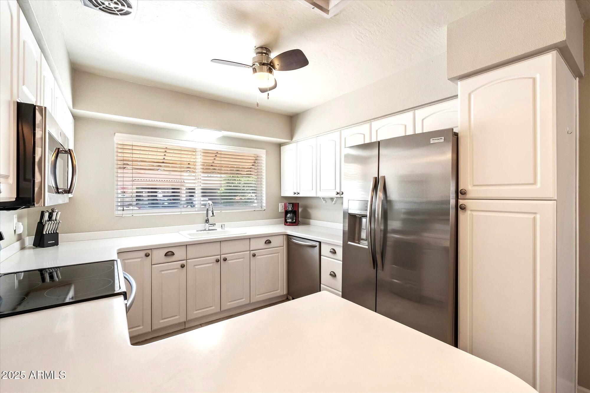 7736 E HAZELWOOD Street, Scottsdale