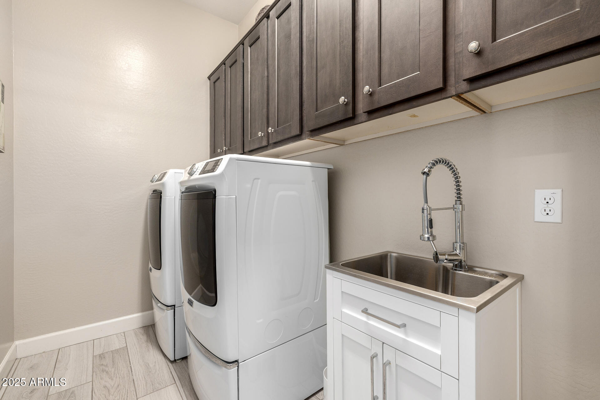 6929 E QUILL Street, Mesa