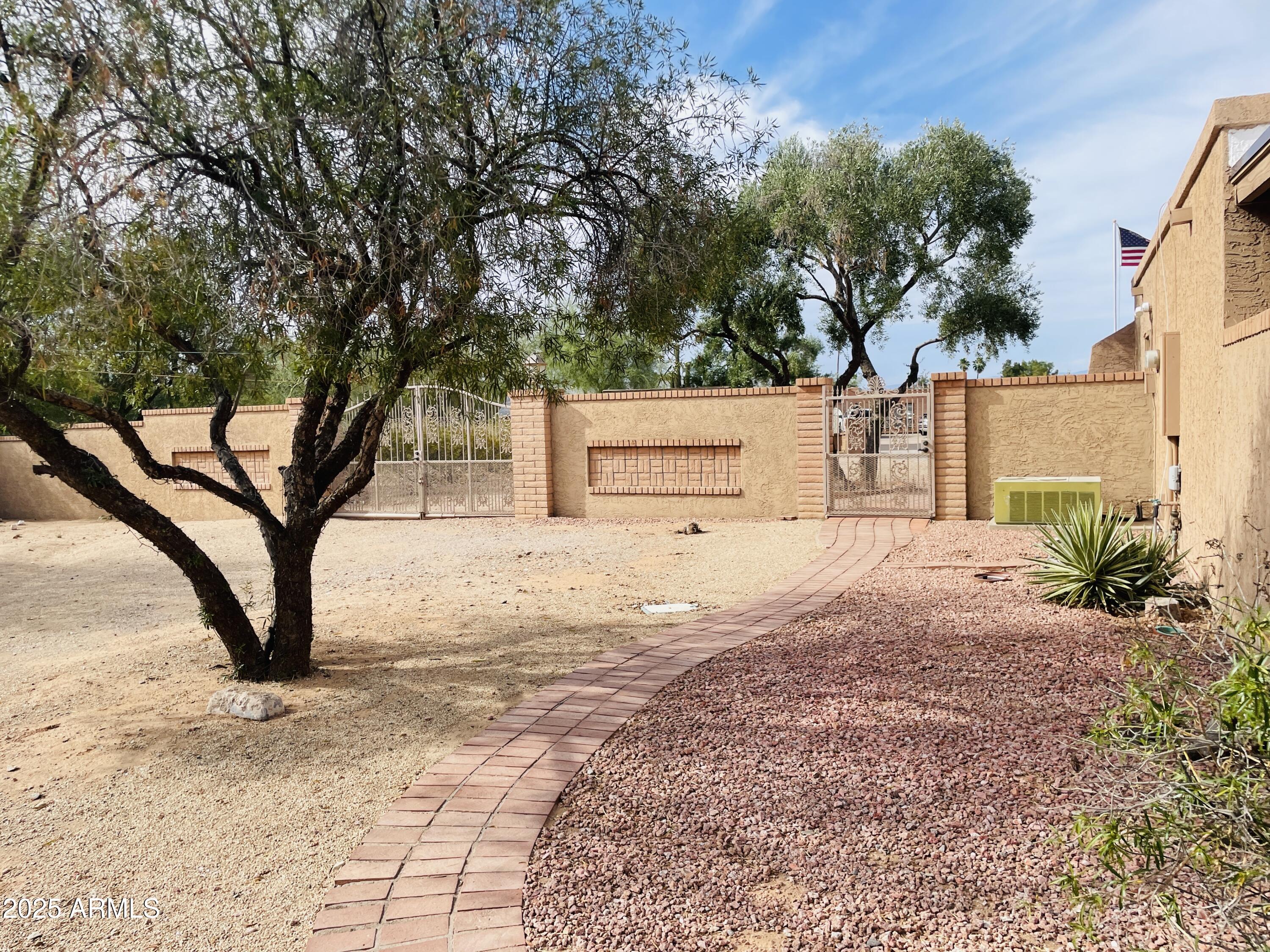 4107 E GOLD DUST Avenue, Phoenix