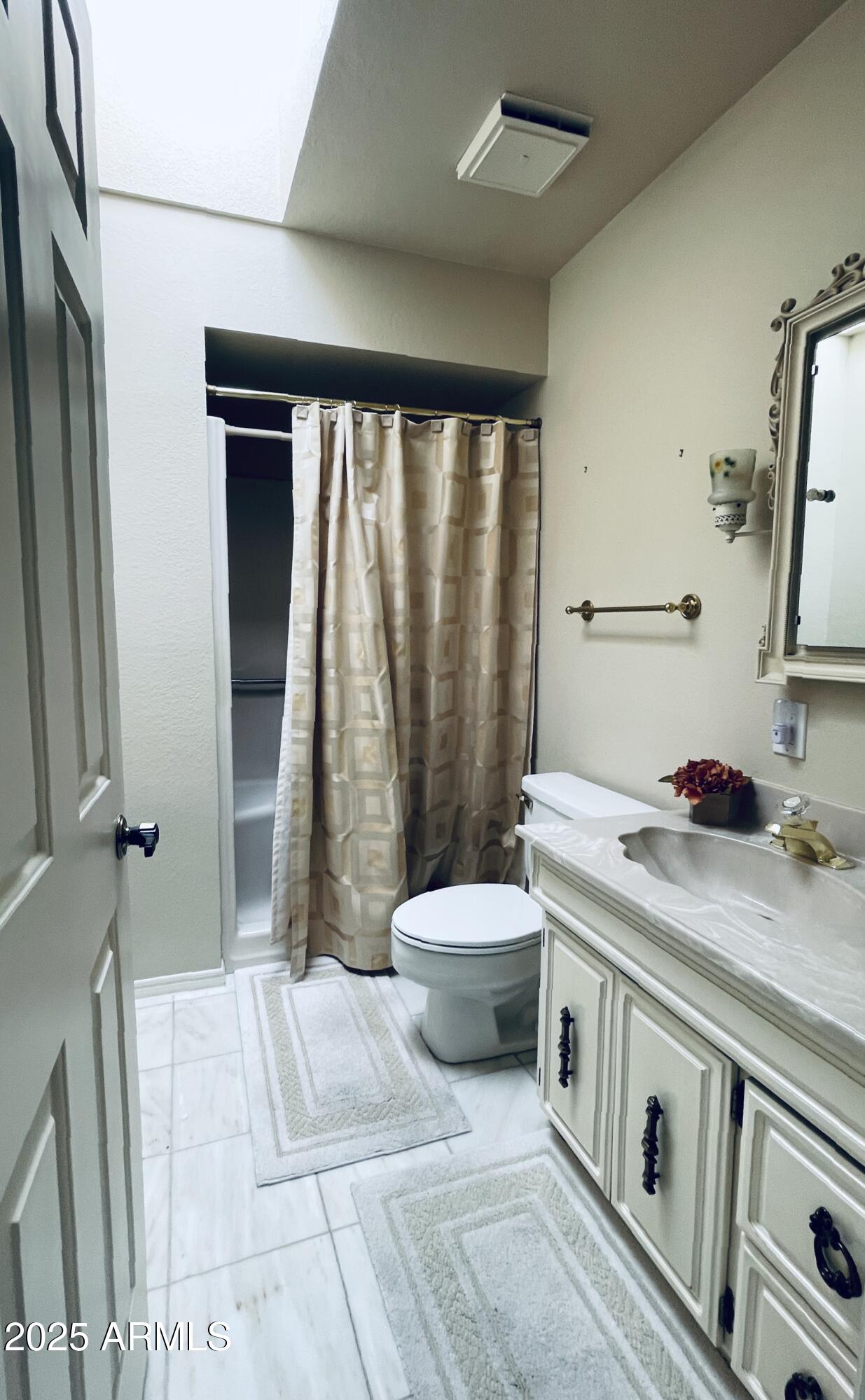 4107 E GOLD DUST Avenue, Phoenix