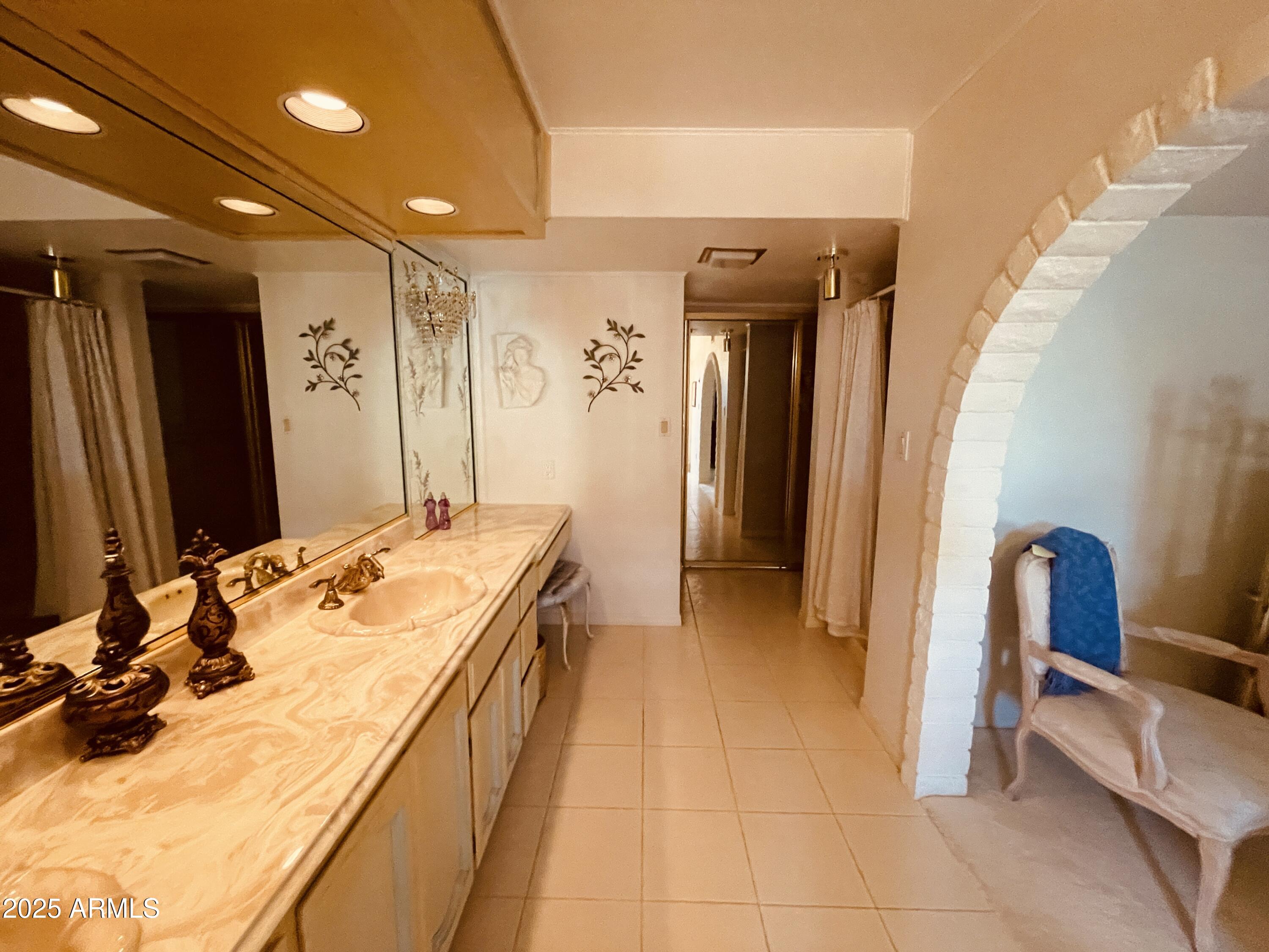 4107 E GOLD DUST Avenue, Phoenix