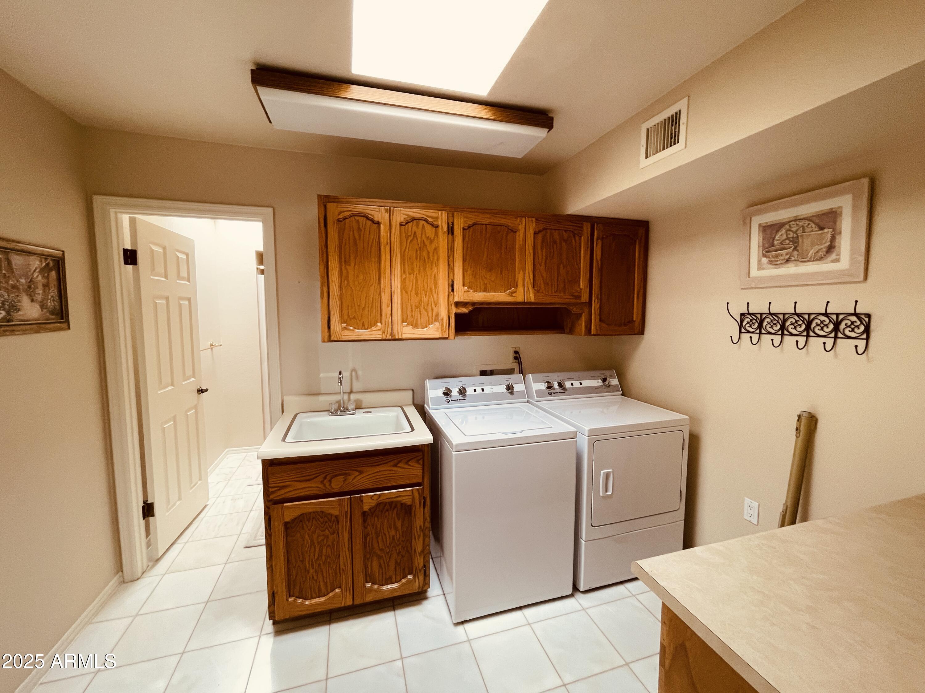 4107 E GOLD DUST Avenue, Phoenix