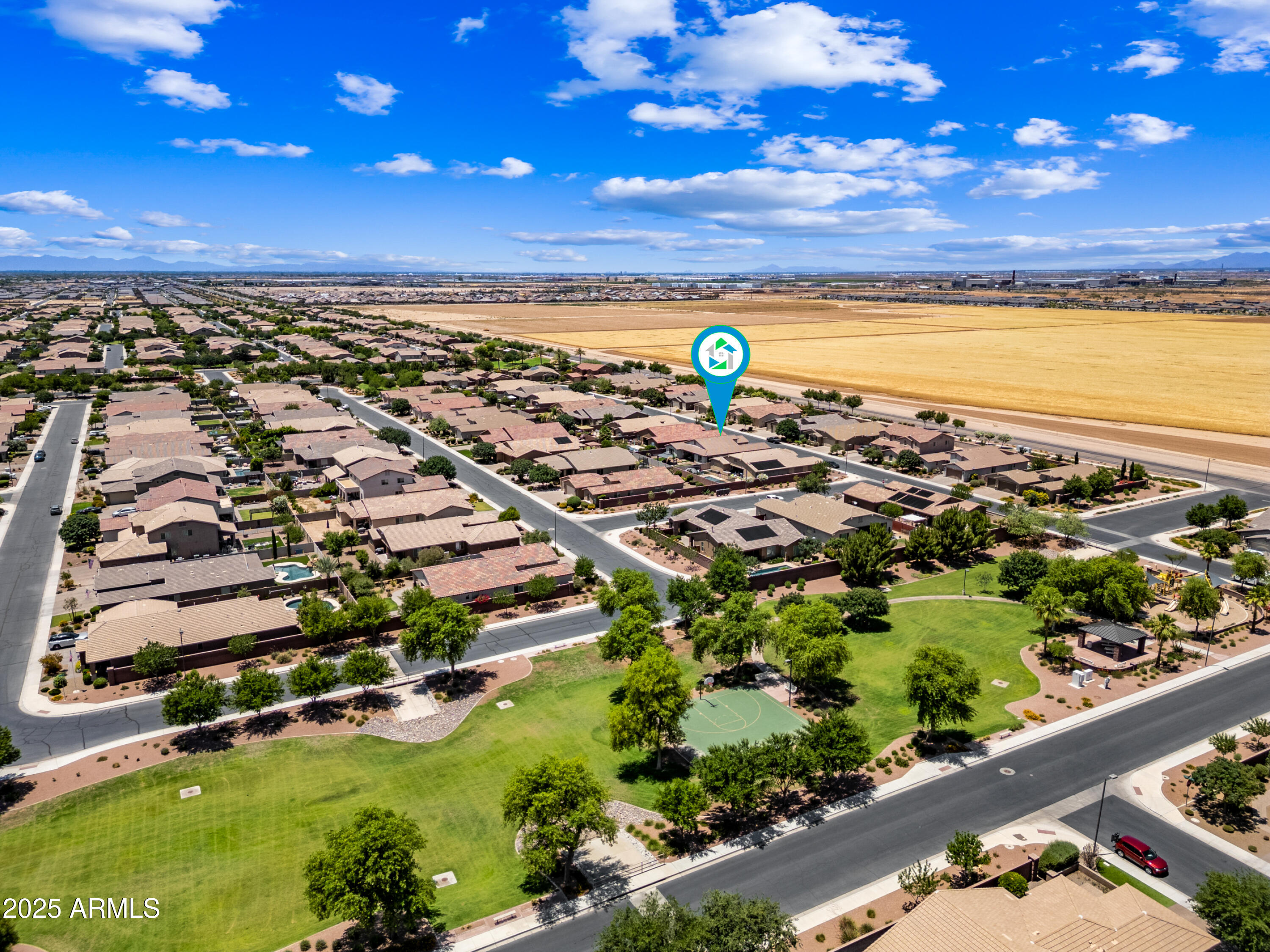 683 W HONEY LOCUST Avenue