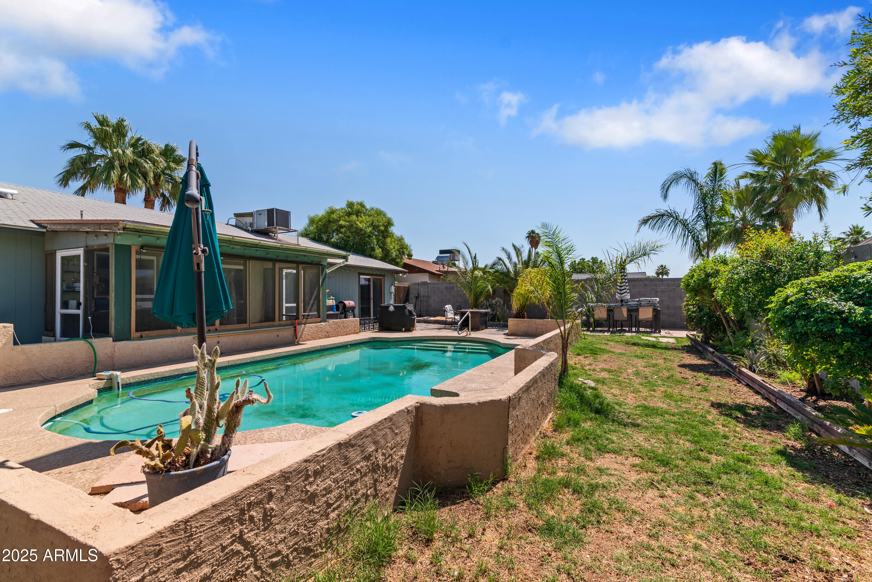 3207 W MICHIGAN Avenue, Phoenix