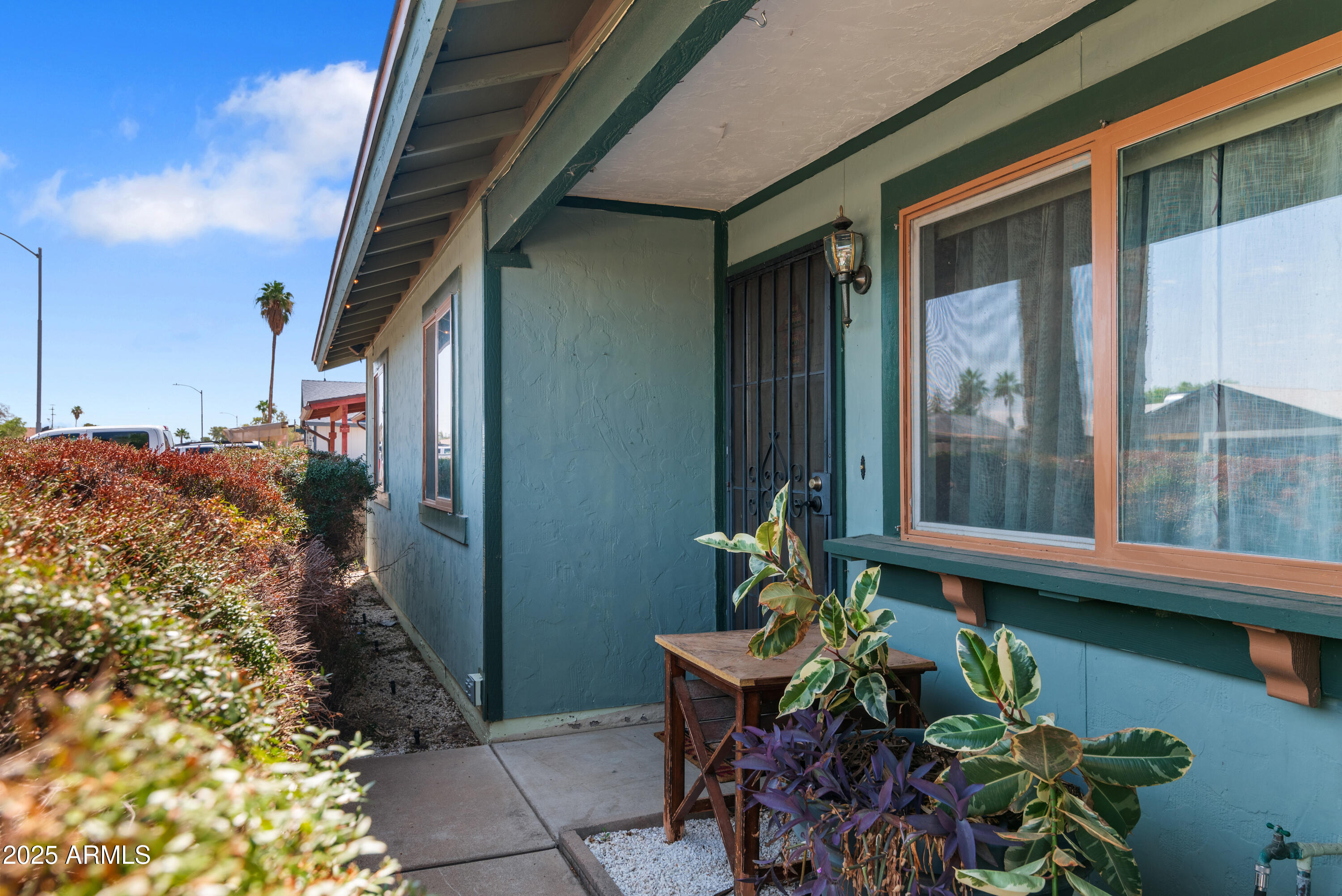 3207 W MICHIGAN Avenue, Phoenix