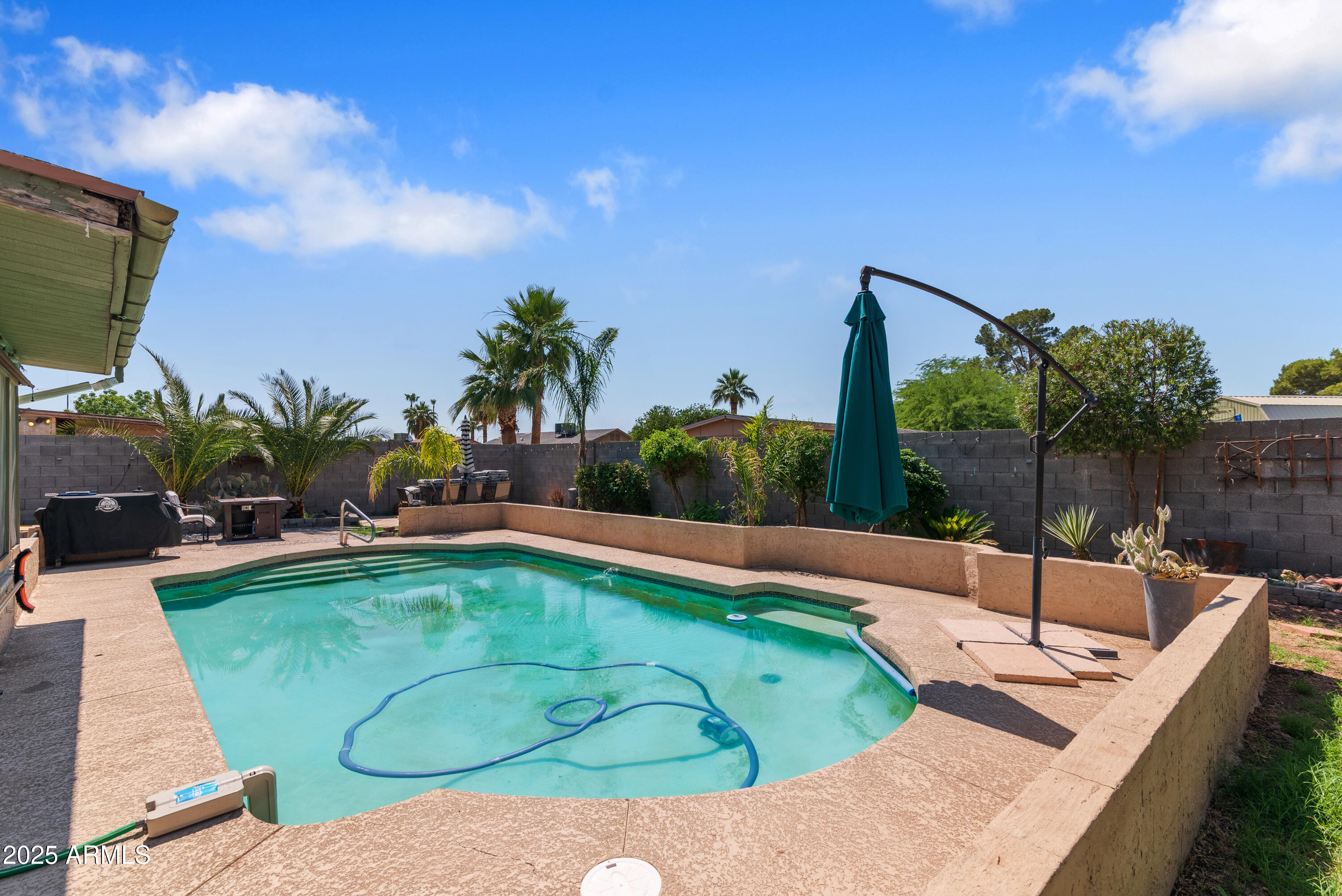 3207 W MICHIGAN Avenue, Phoenix