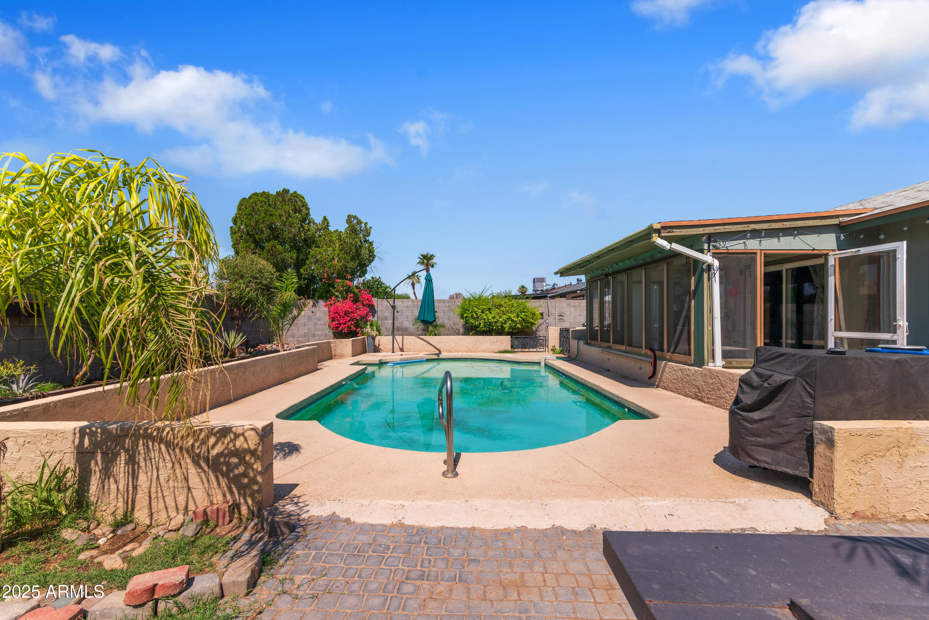 3207 W MICHIGAN Avenue, Phoenix