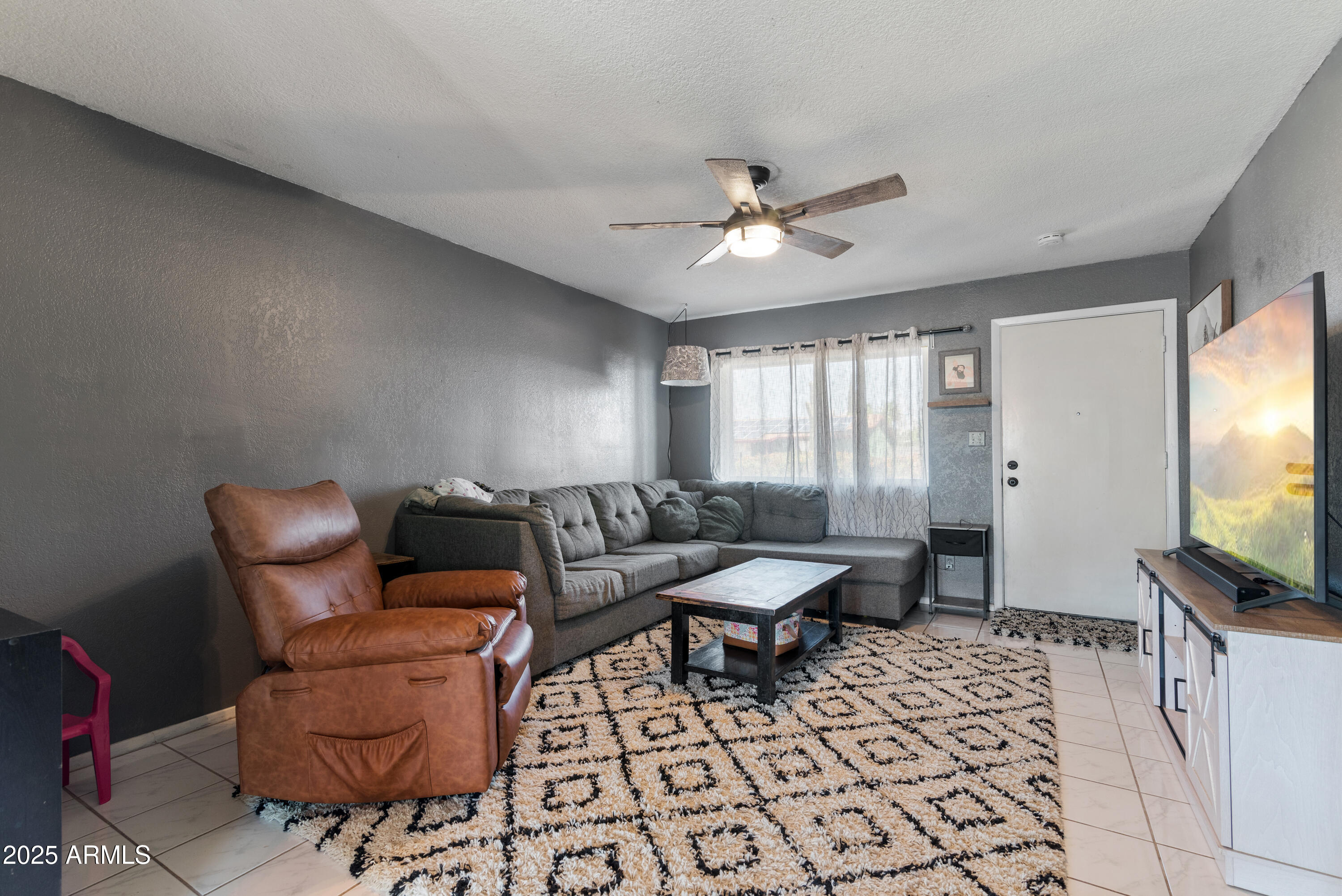 3207 W MICHIGAN Avenue, Phoenix