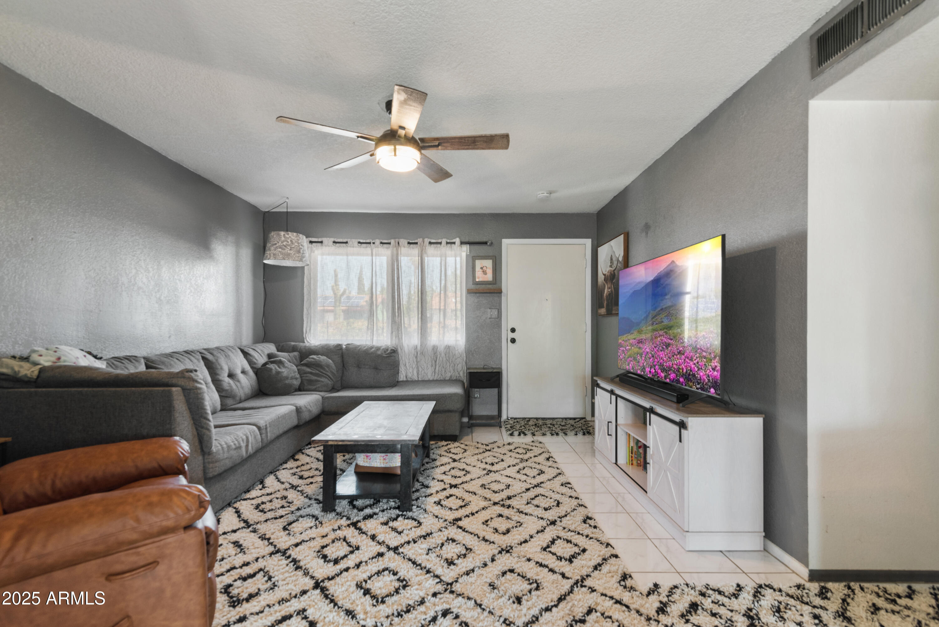 3207 W MICHIGAN Avenue, Phoenix