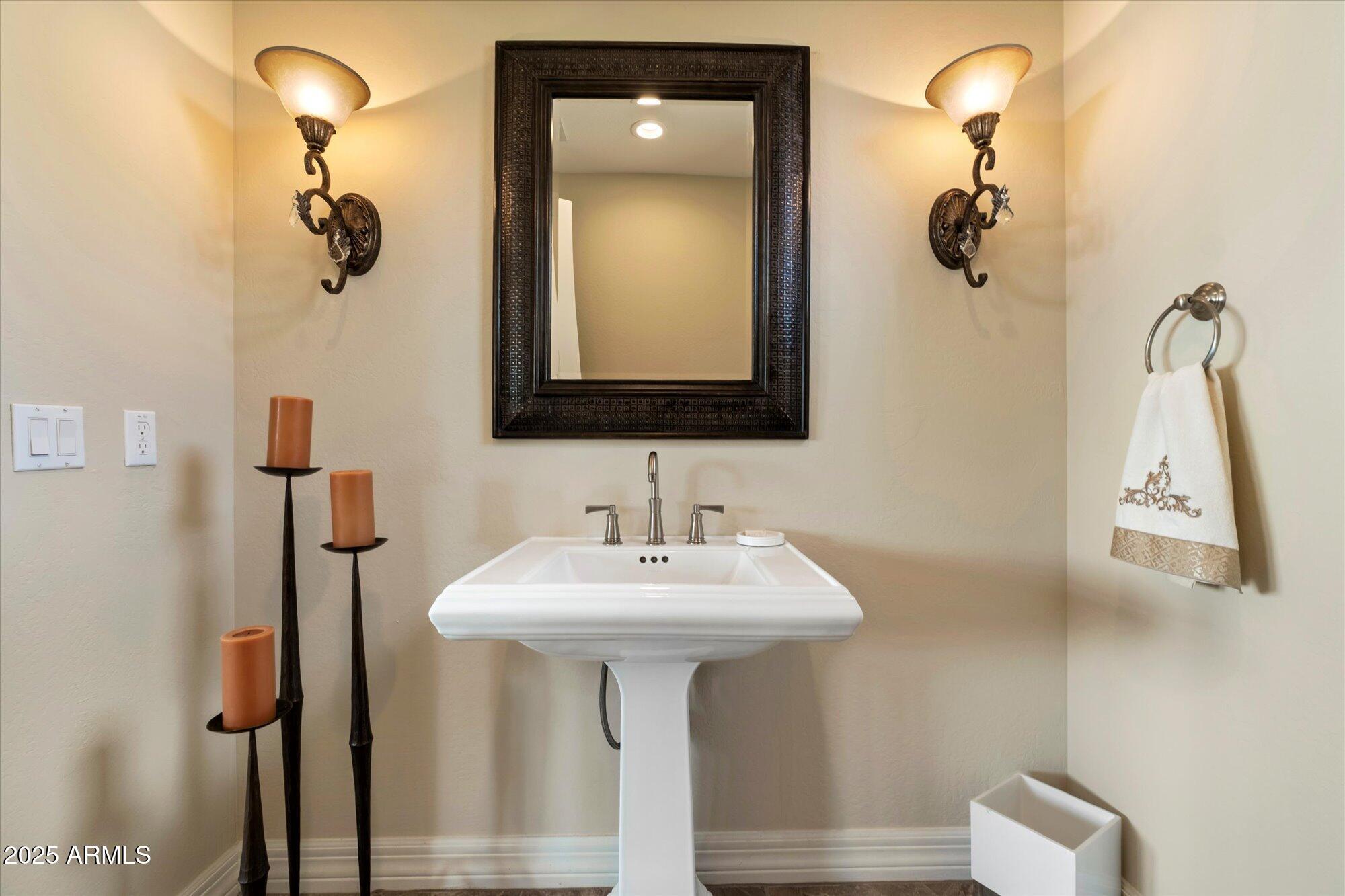 36547 N MONTALCINO Road, Scottsdale