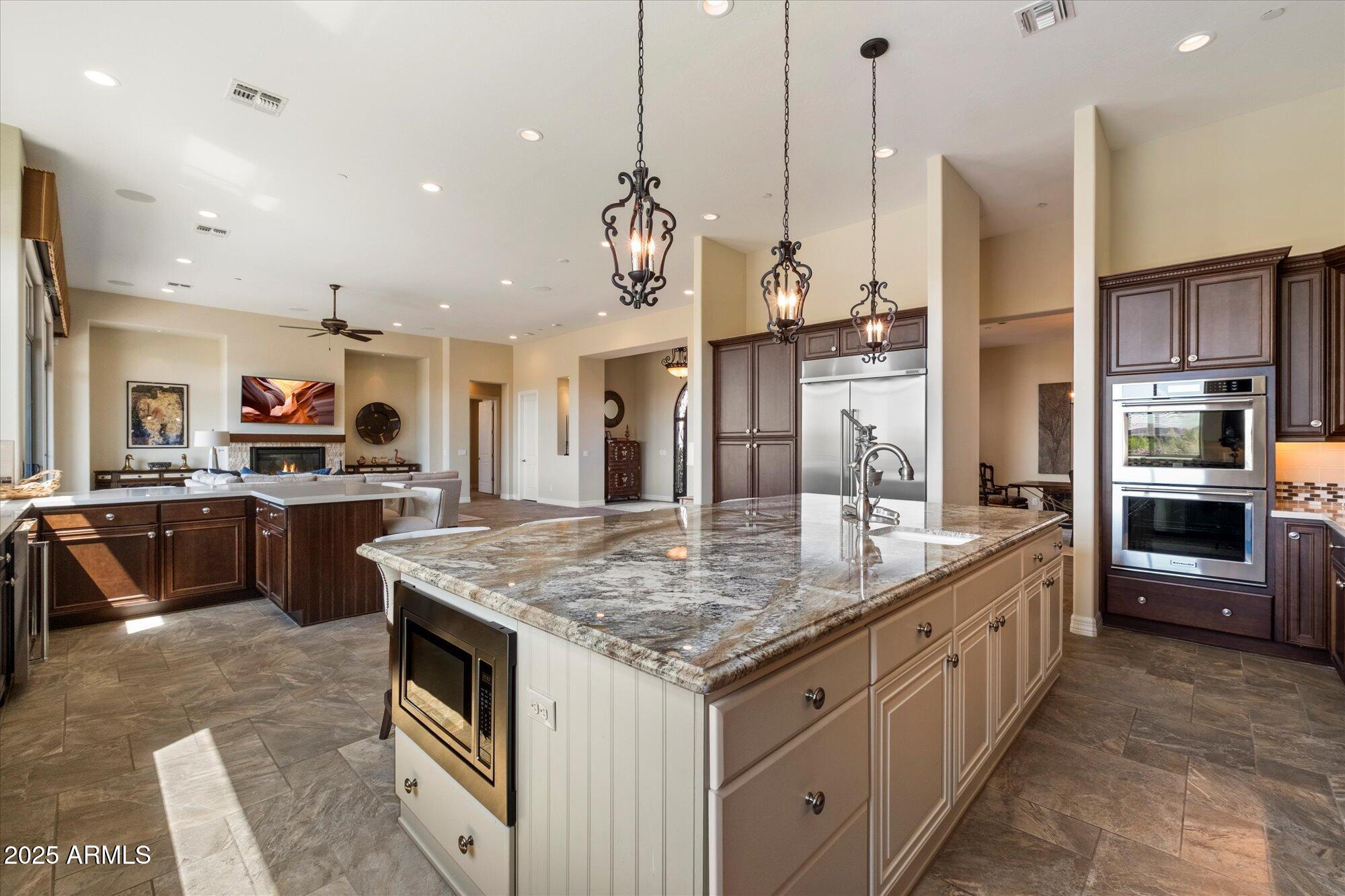 36547 N MONTALCINO Road, Scottsdale