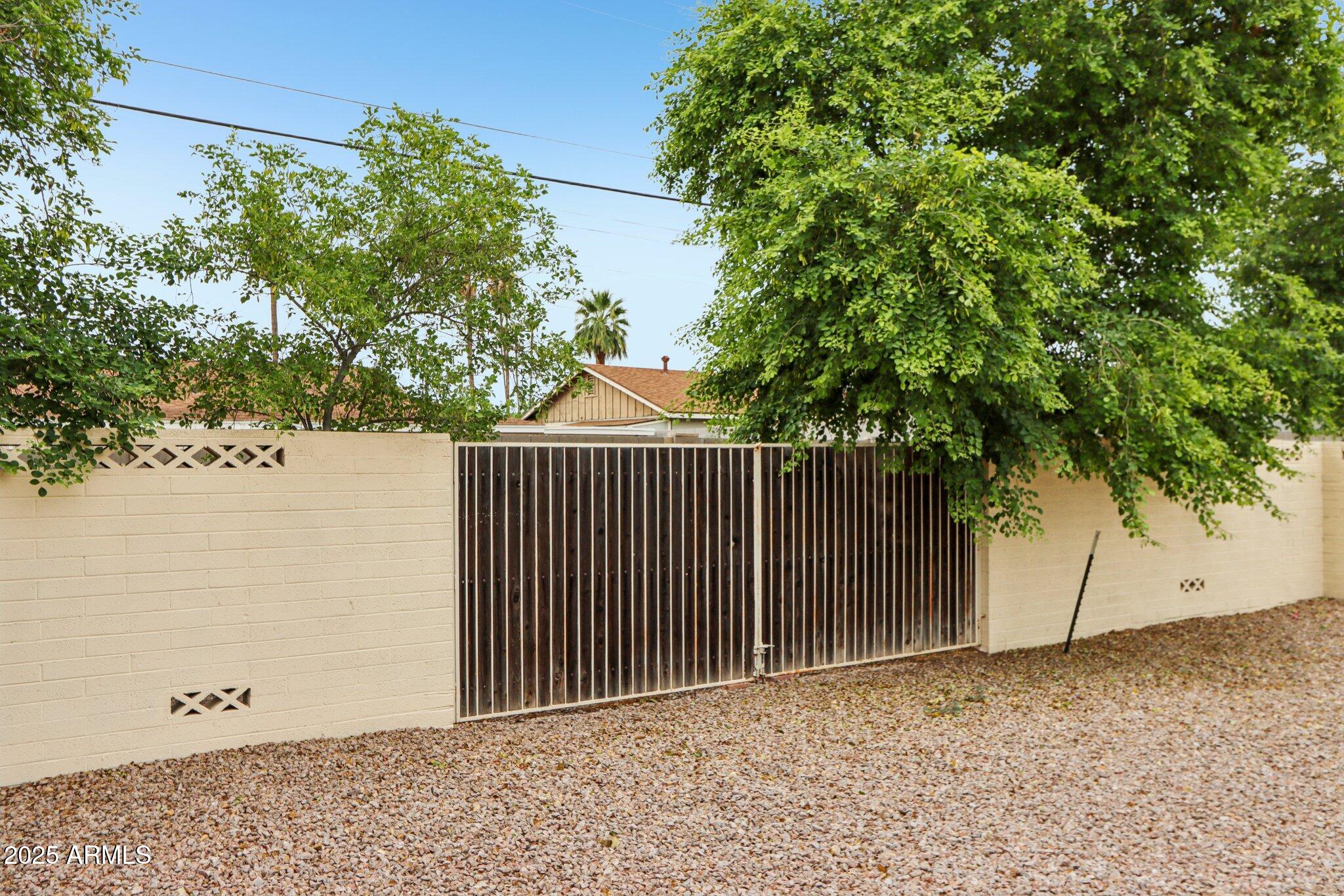 127 E GARFIELD Street, Tempe