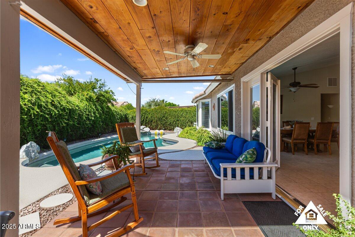 513 W MESQUITE Street, Gilbert