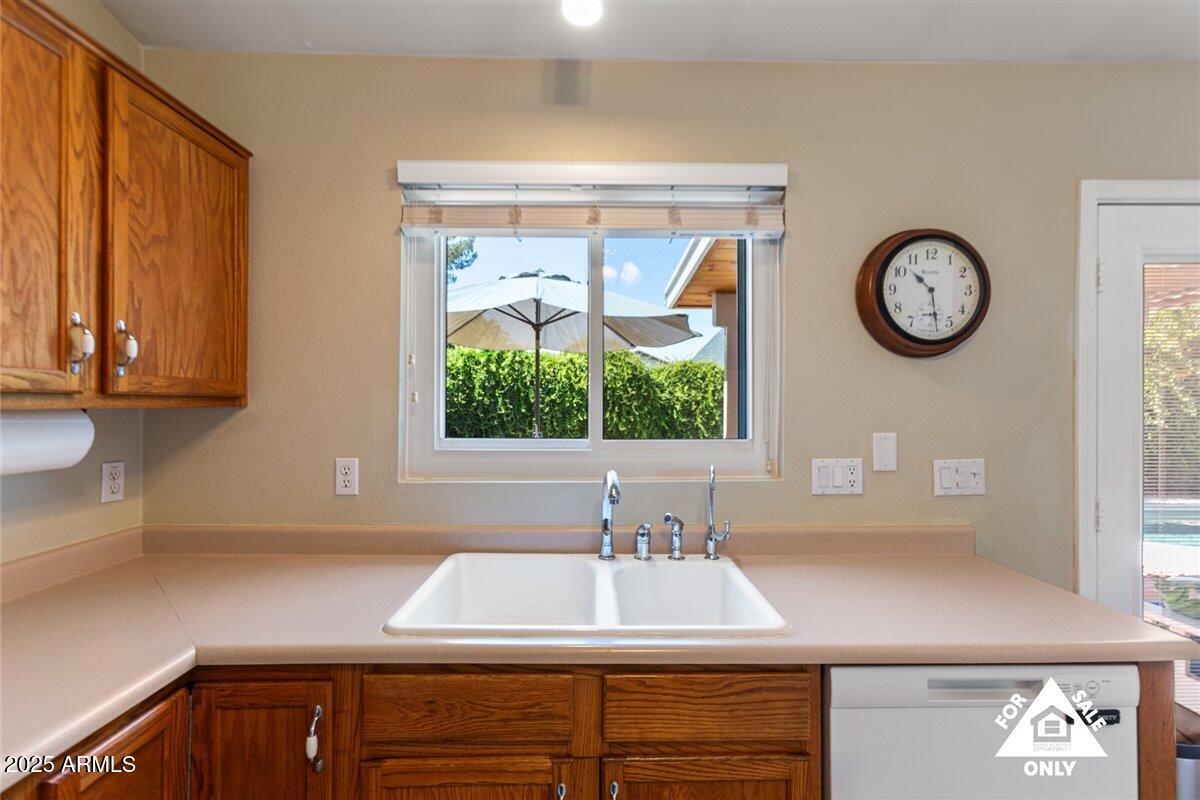 513 W MESQUITE Street, Gilbert