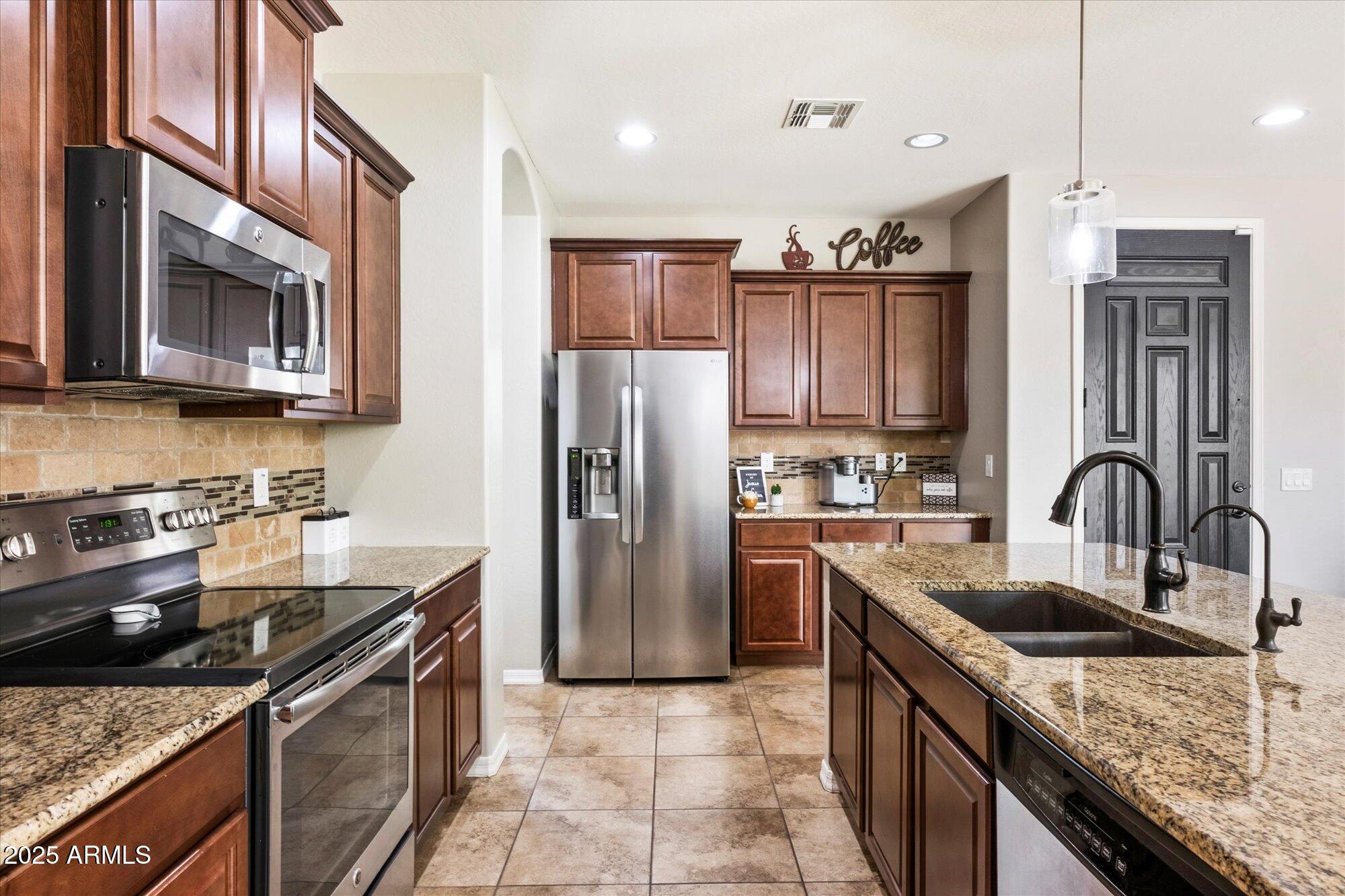 3698 E ANGSTEAD Drive, Gilbert