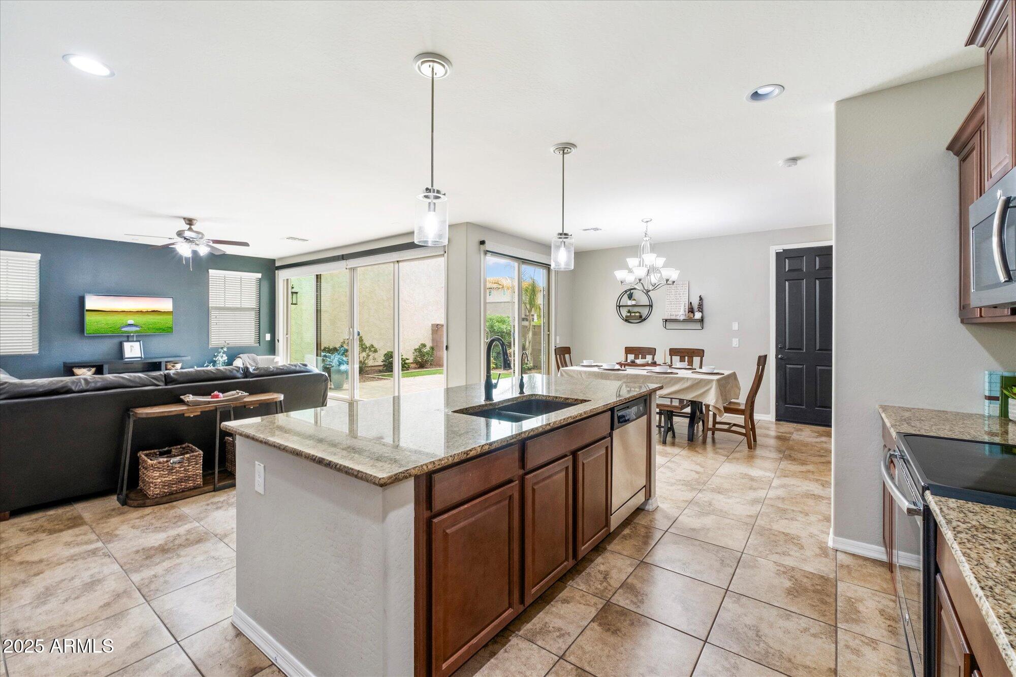 3698 E ANGSTEAD Drive, Gilbert