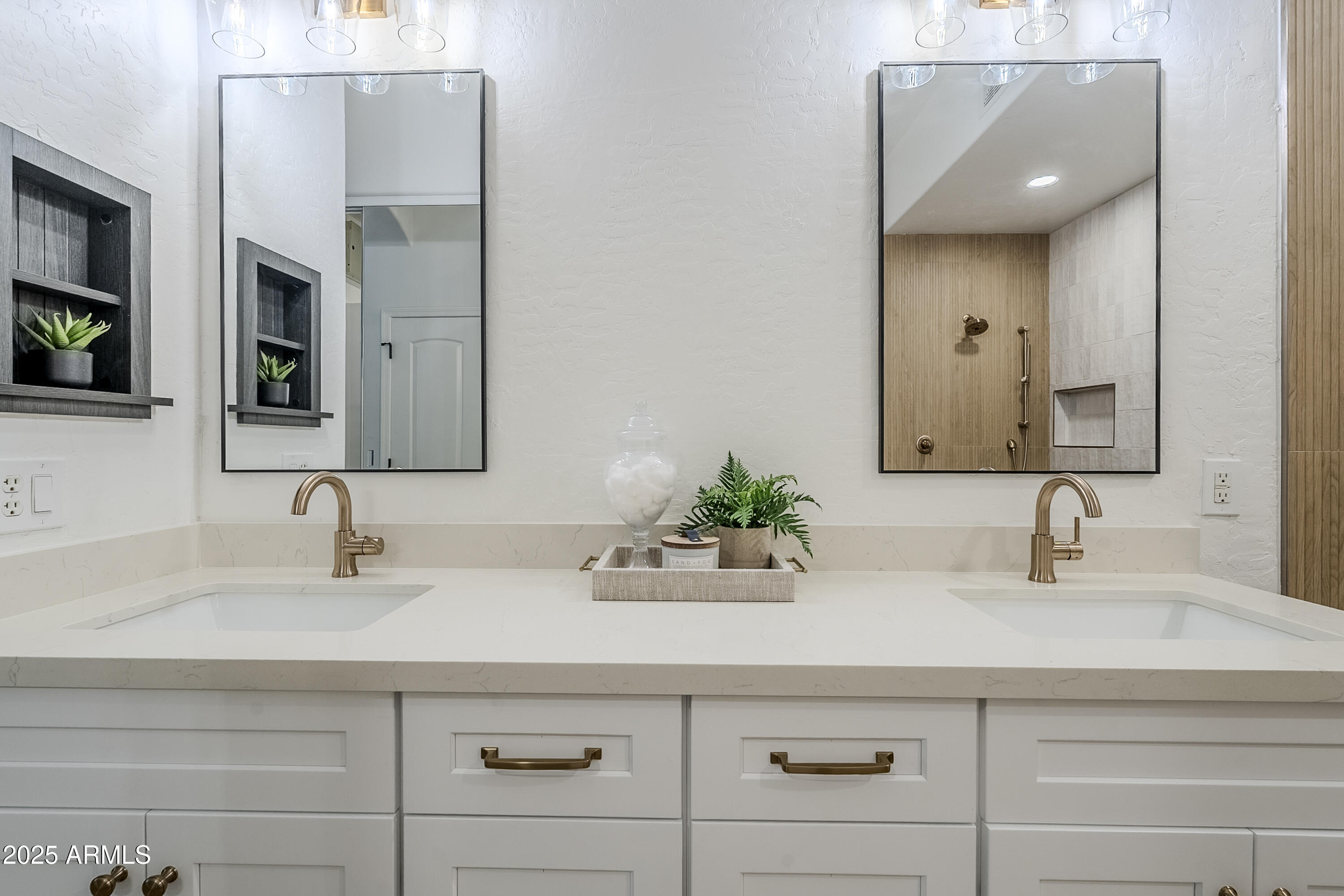 11000 N 77TH Place 1072