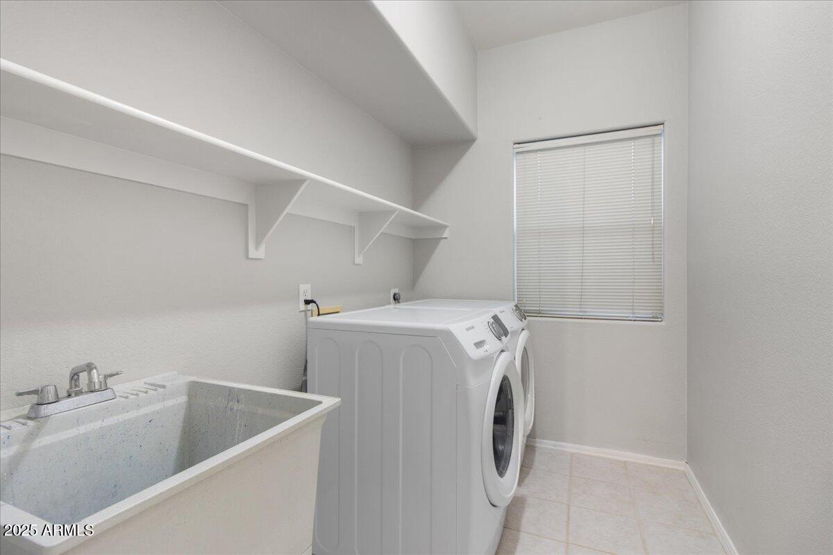 1248 E MURIEL Drive, Phoenix