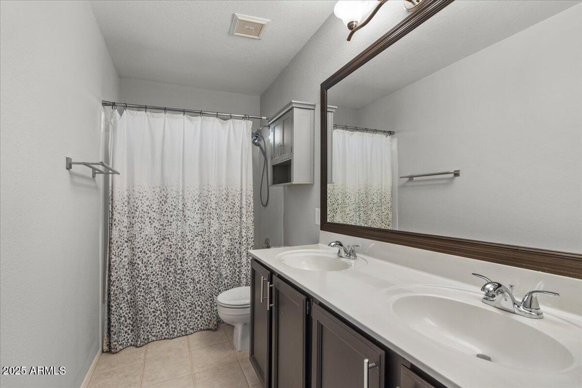 1248 E MURIEL Drive, Phoenix