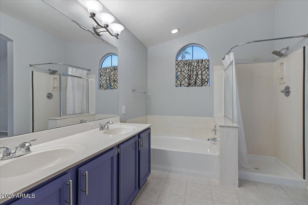 1248 E MURIEL Drive, Phoenix