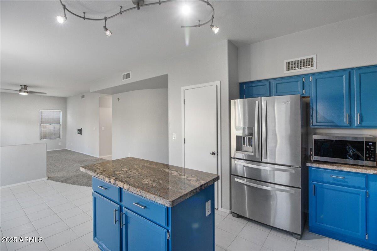 1248 E MURIEL Drive, Phoenix