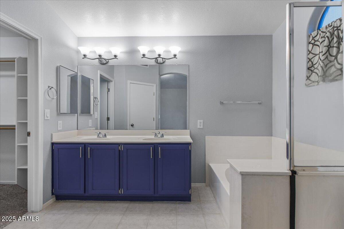 1248 E MURIEL Drive, Phoenix